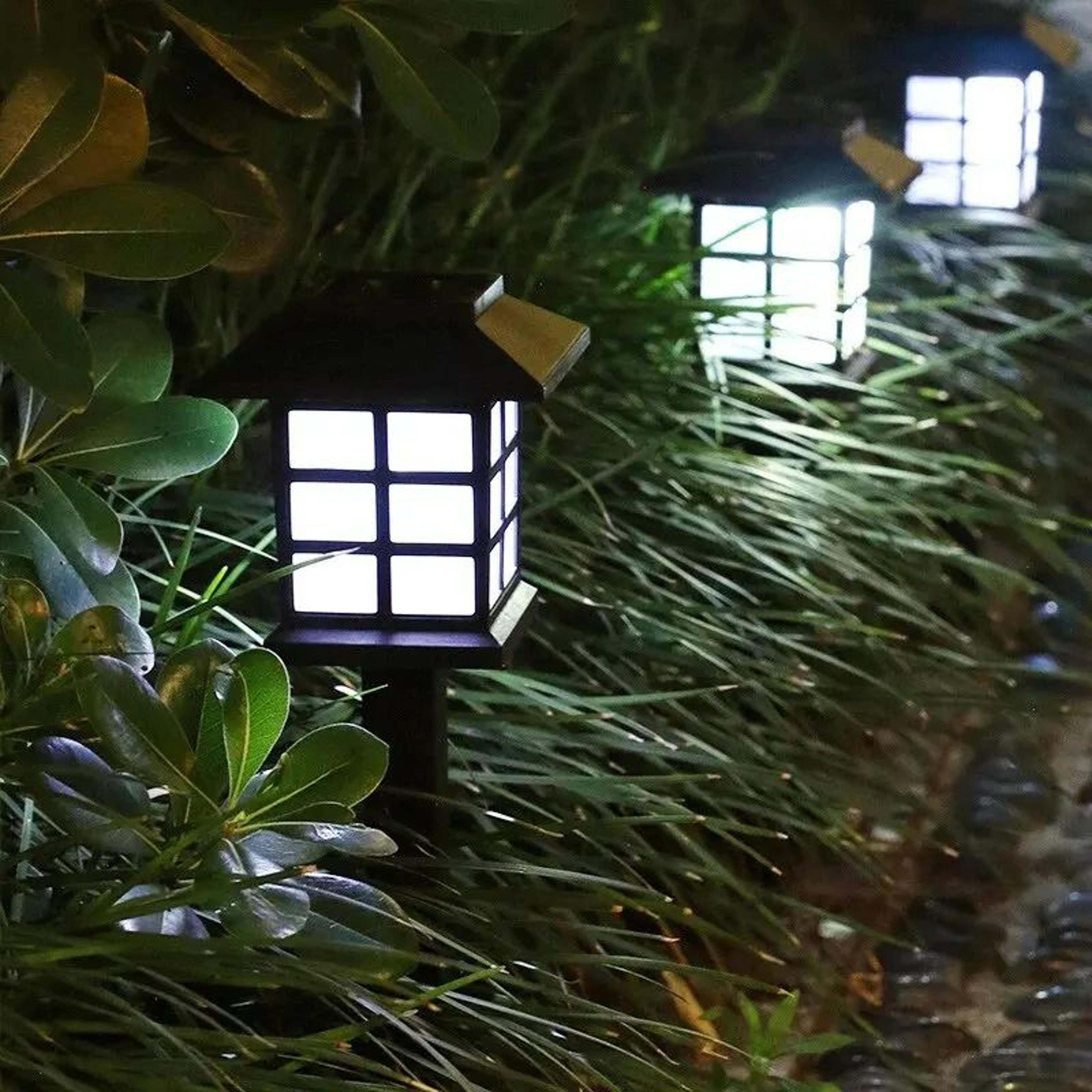 solarglow waterproof solar pathway lights 2-pack for gardens and walkways