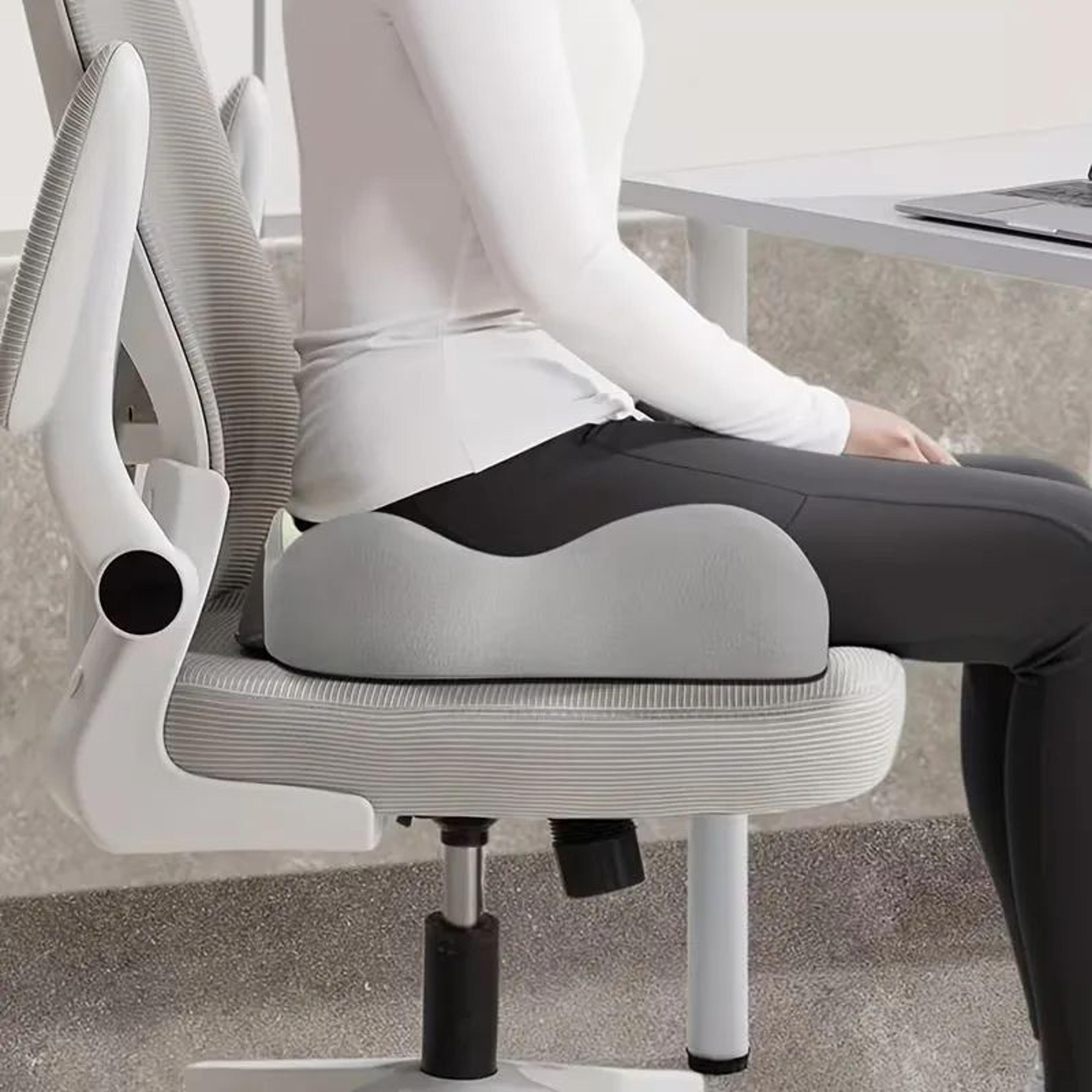ergonomic memory foam seat cushion with lumbar and hip support