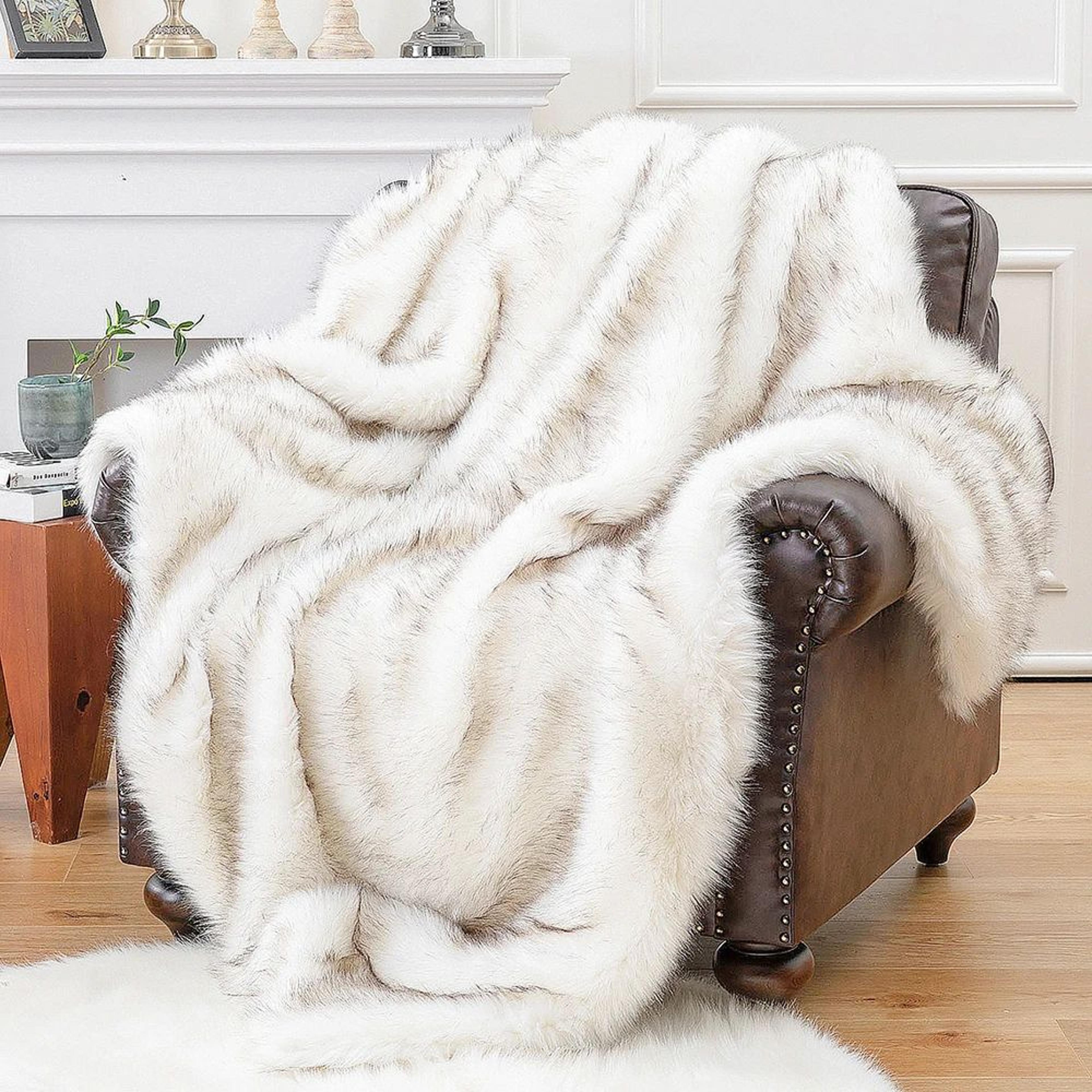 battilo luxury plaid faux fur throw blanket - warm fluffy blanket for sofa and bed