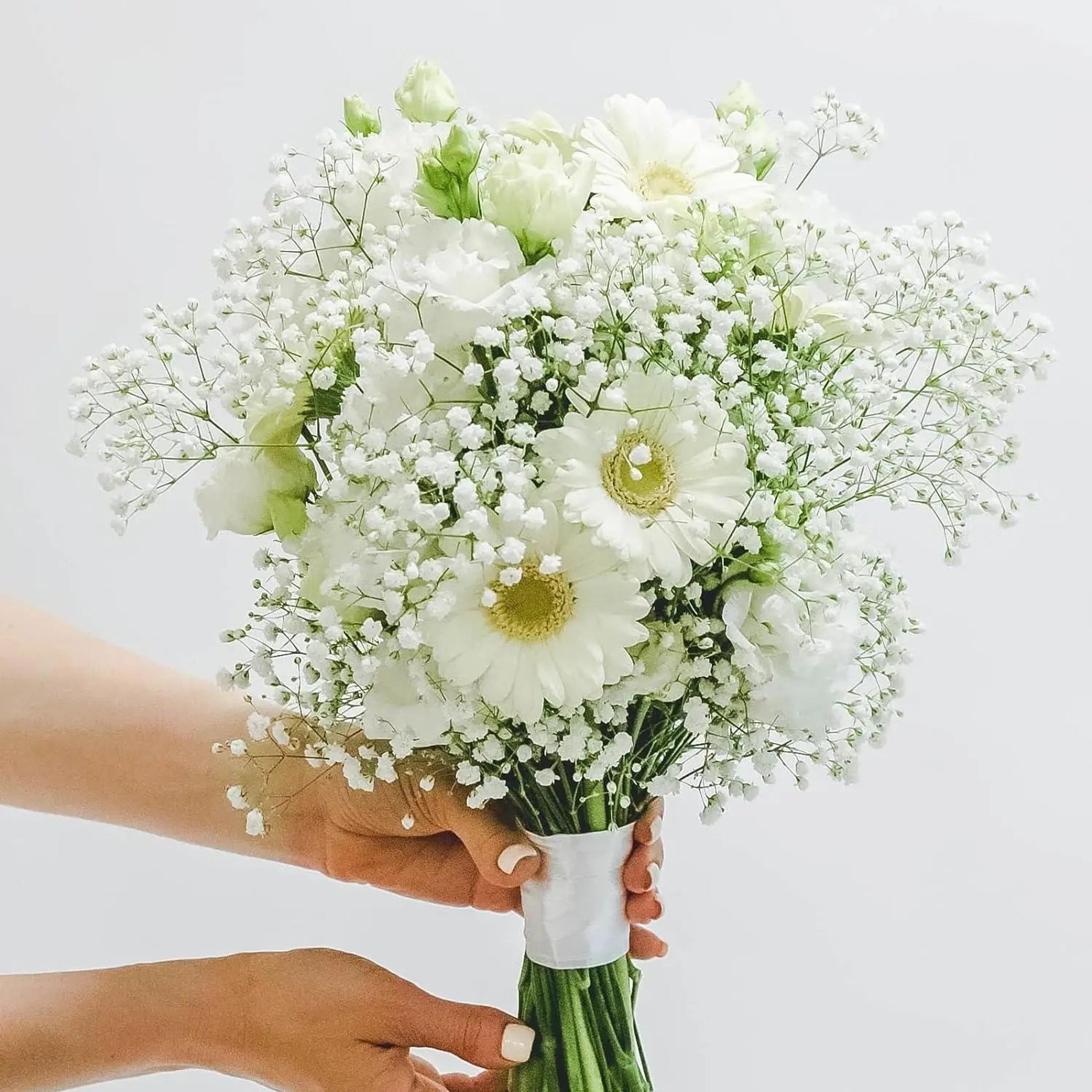 artificial baby's breath gypsophila flowers for wedding bouquets and home decor