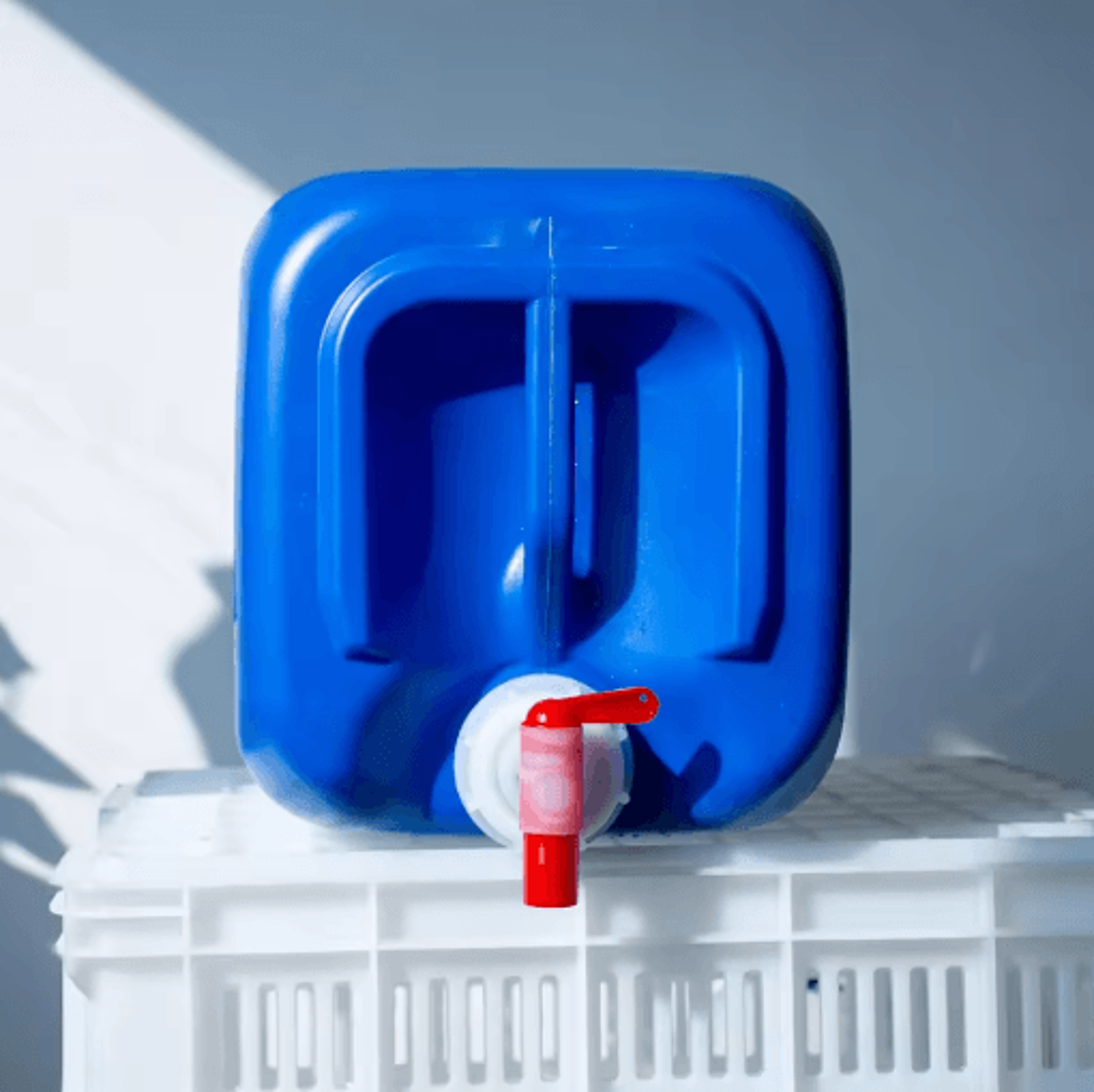 din61 plastic dispenser valve european standard tap for 15 to 60l canisters and garden use 1pc