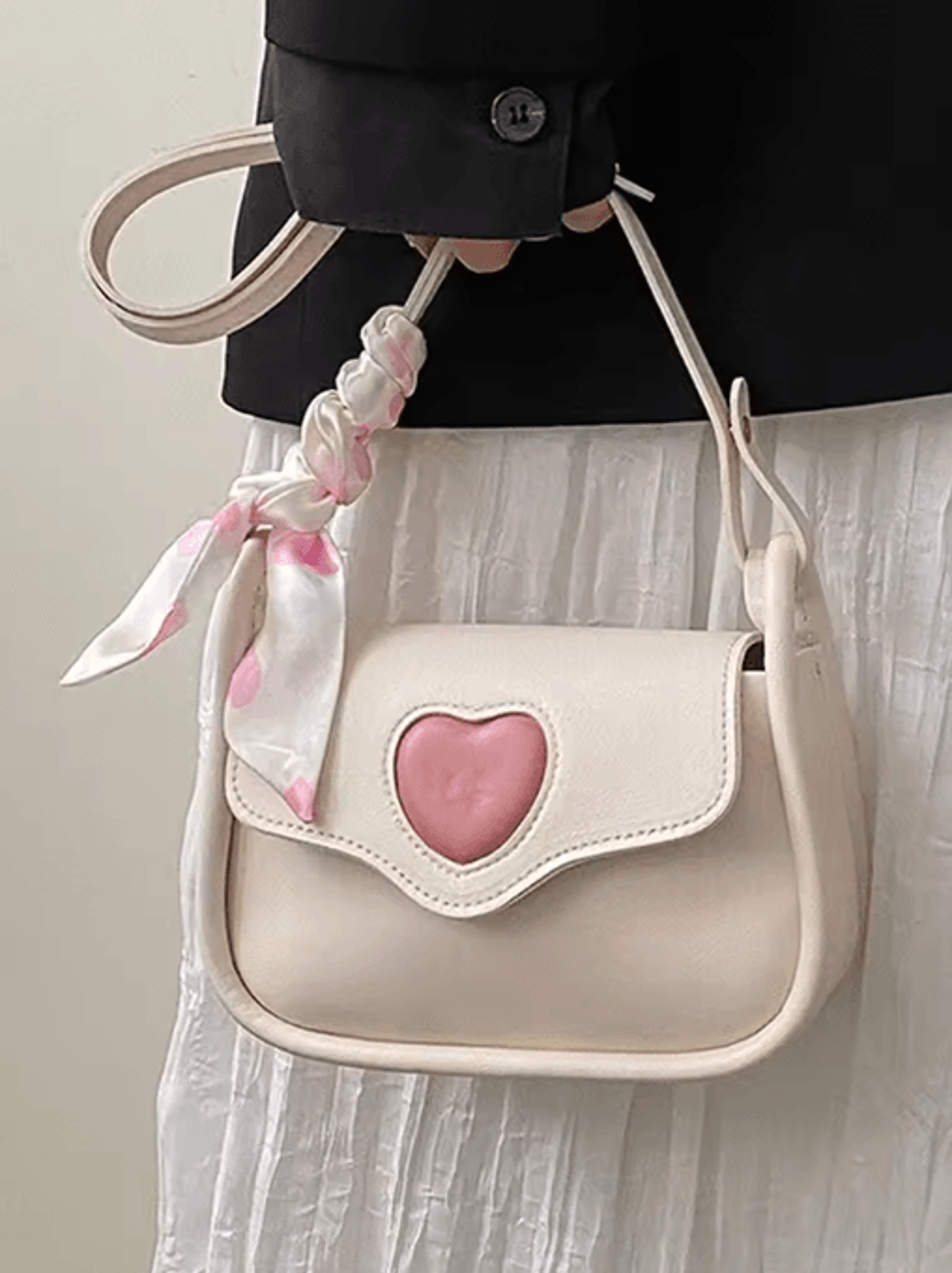 retro love saddle crossbody bag for women chic niche shoulder bag