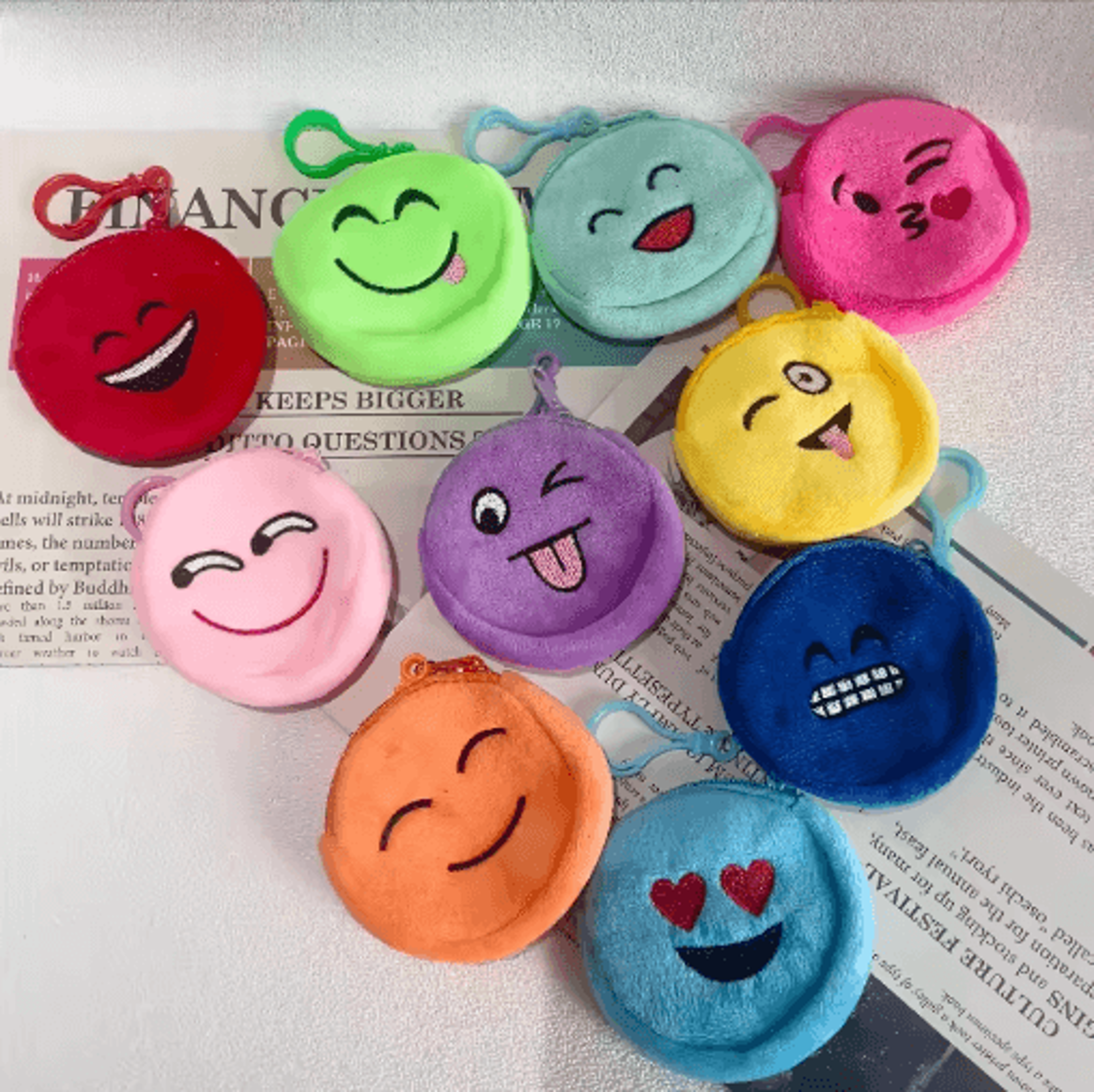 cartoon plush coin purses (5-pack) – zippered mini wallets with cute expressions & keychain