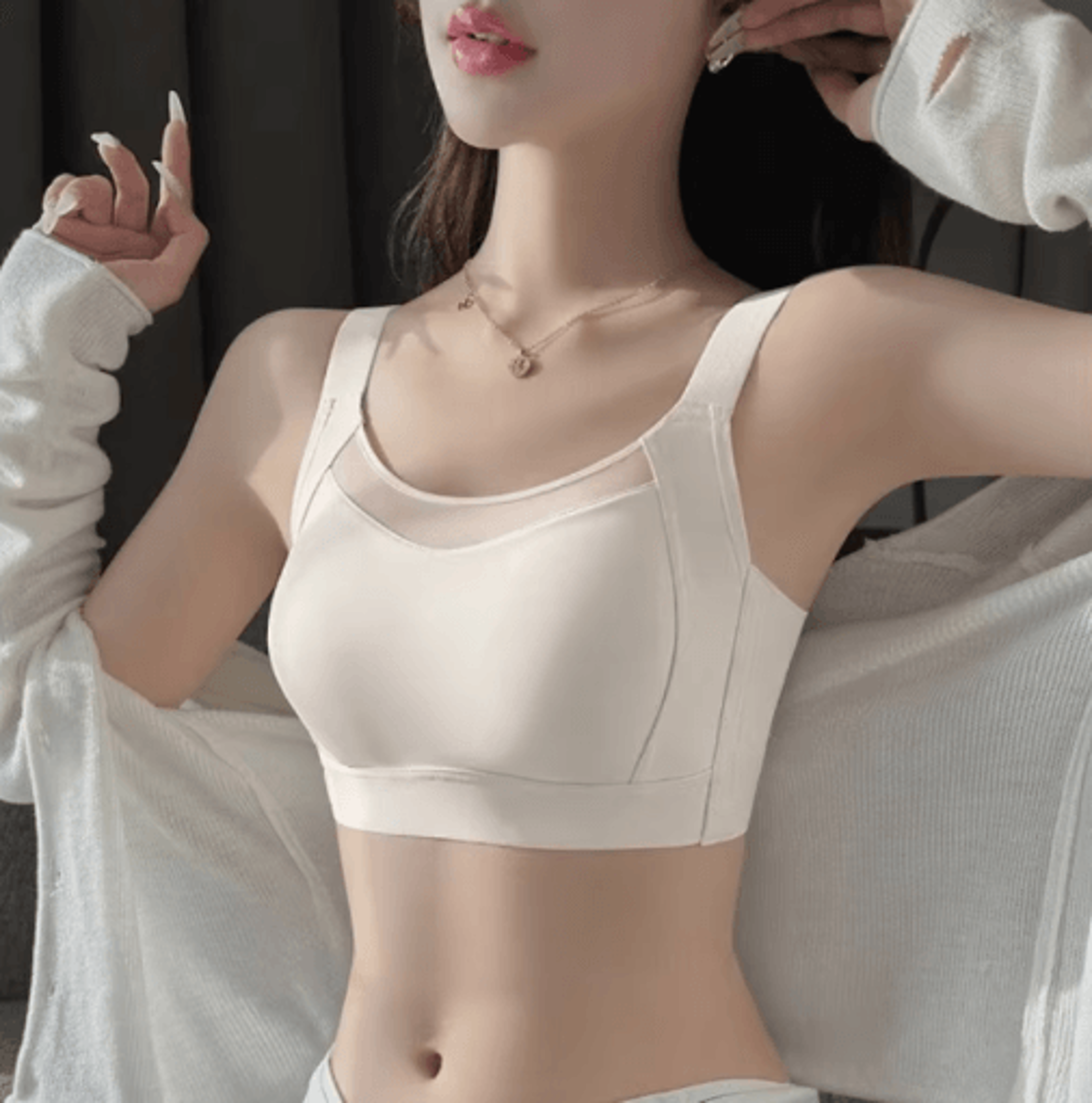 white full cup minimizer strapless seamless bra with side control support