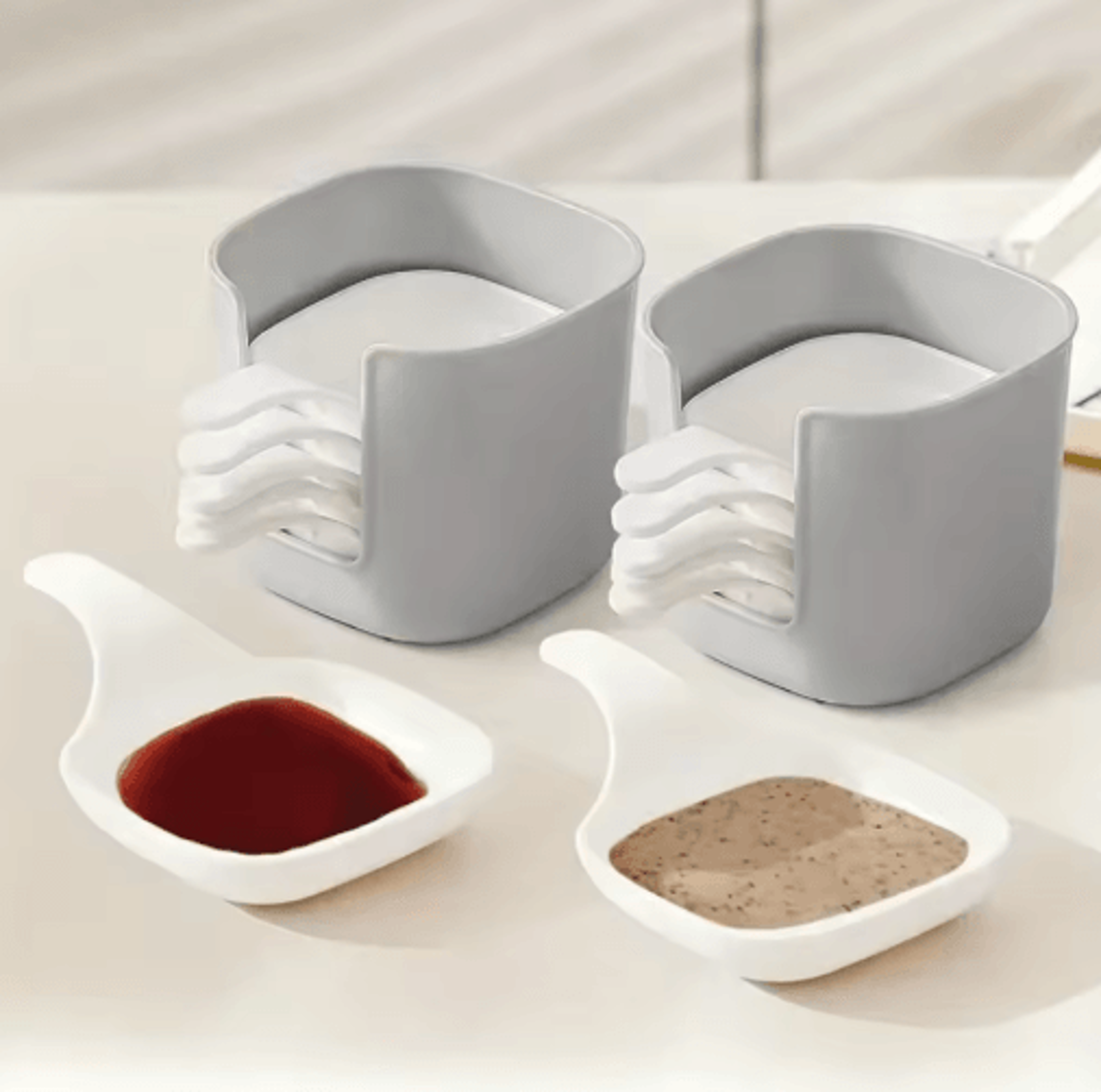7-piece sauce dipping dish set for snacks & condiments