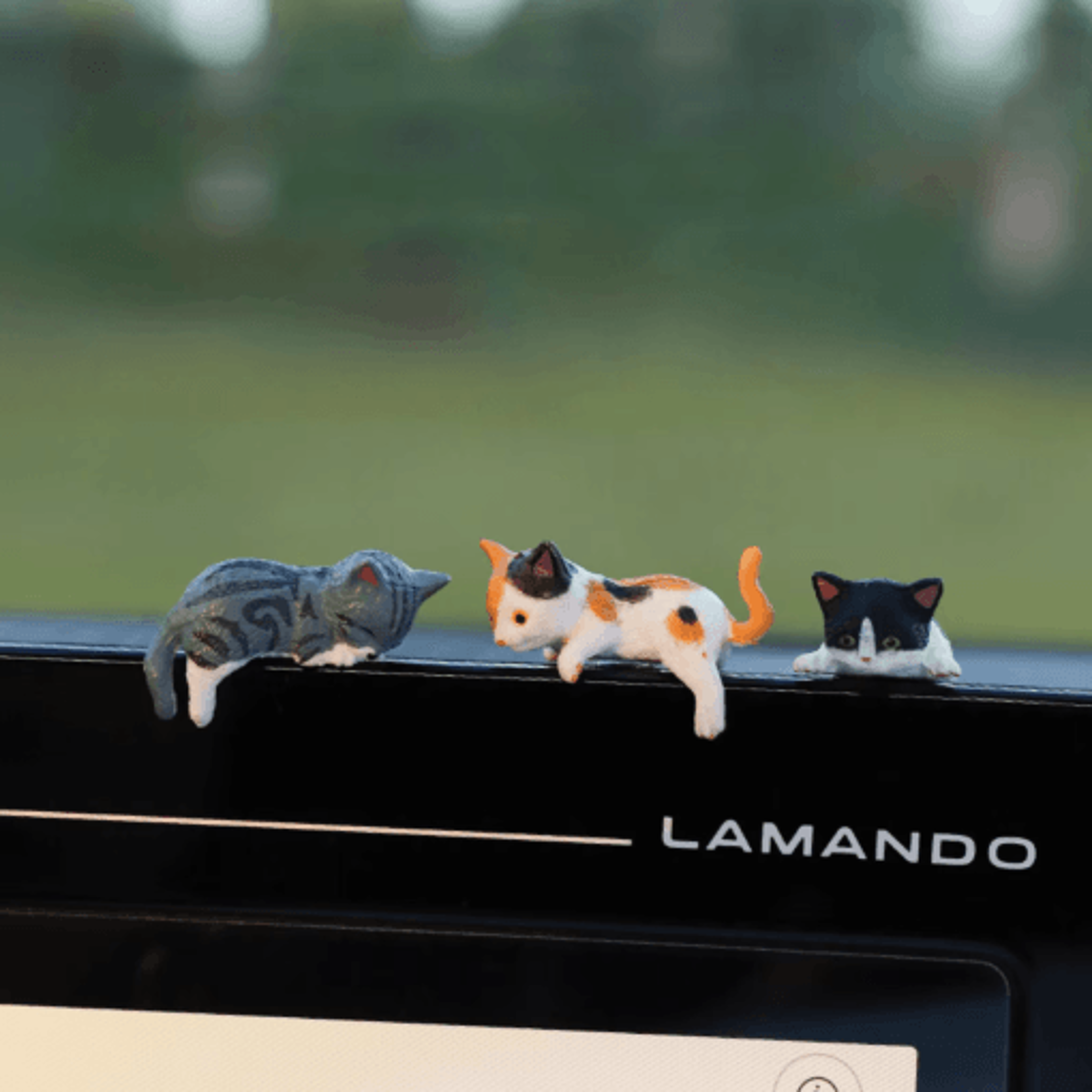miniature cat figurine decor – cute 3d desk & shelf animal ornament