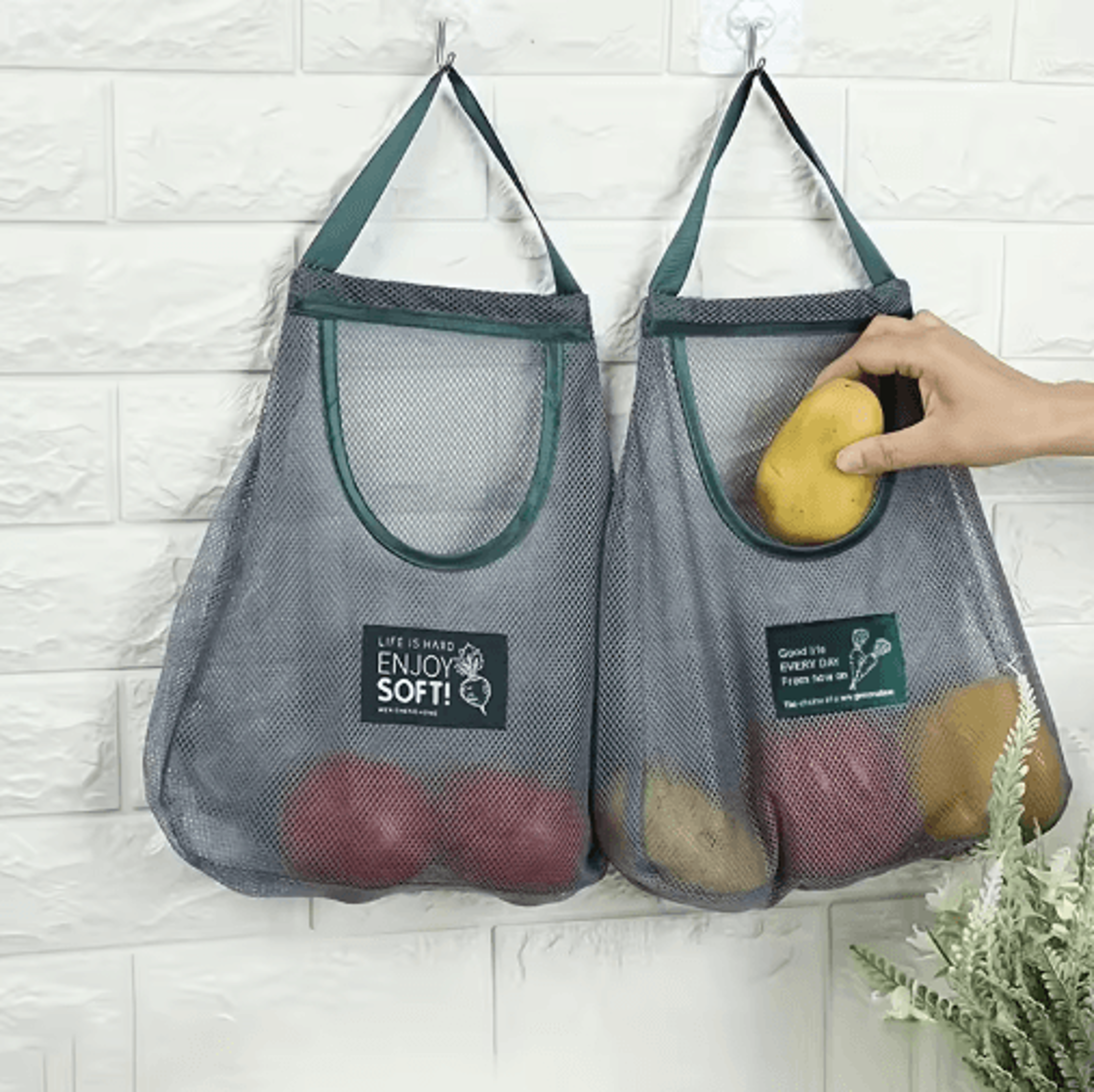 hanging mesh produce storage bags for garlic, potatoes & onions