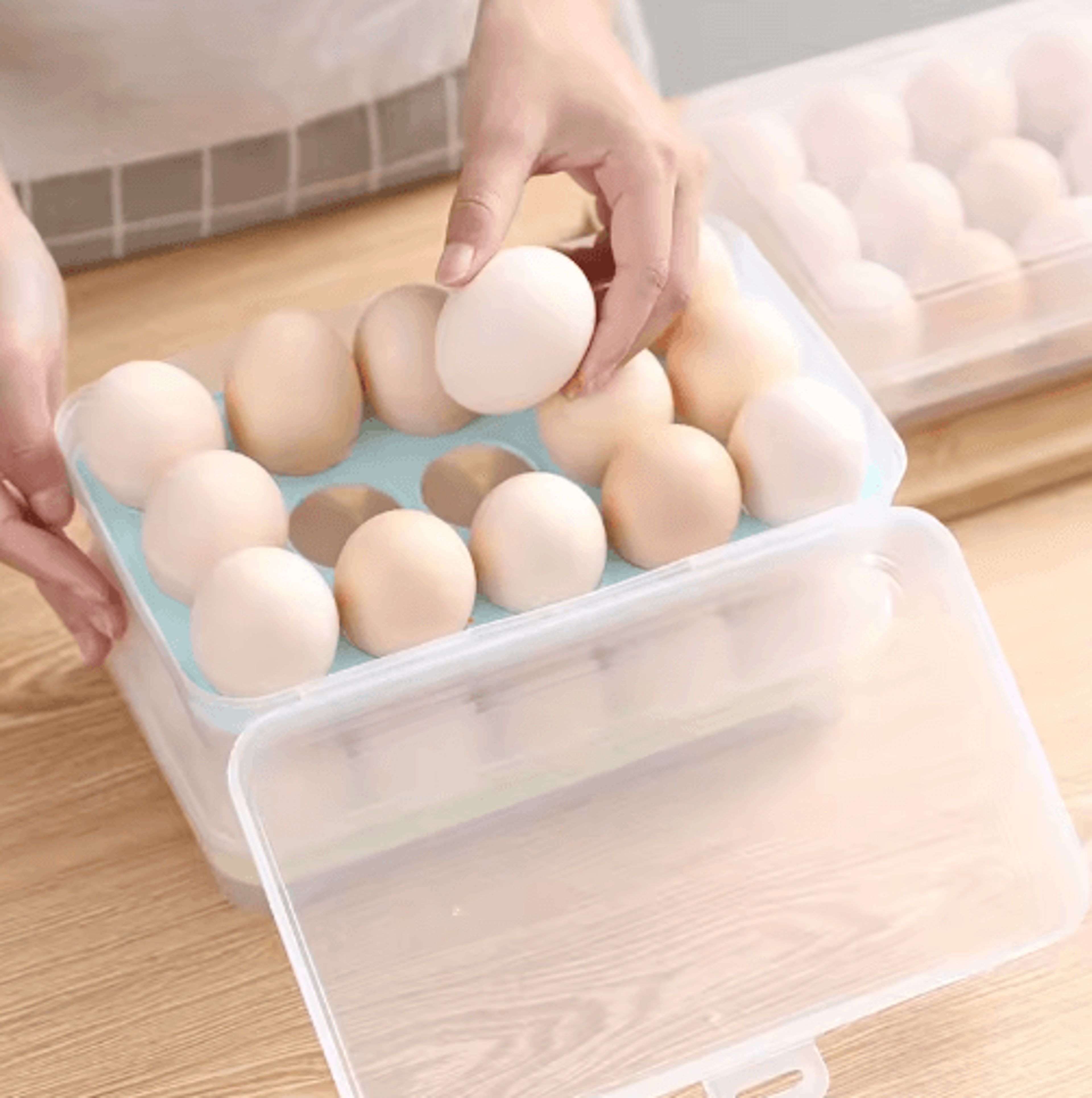 15-grid egg storage box – portable refrigerator egg organizer & preservation container