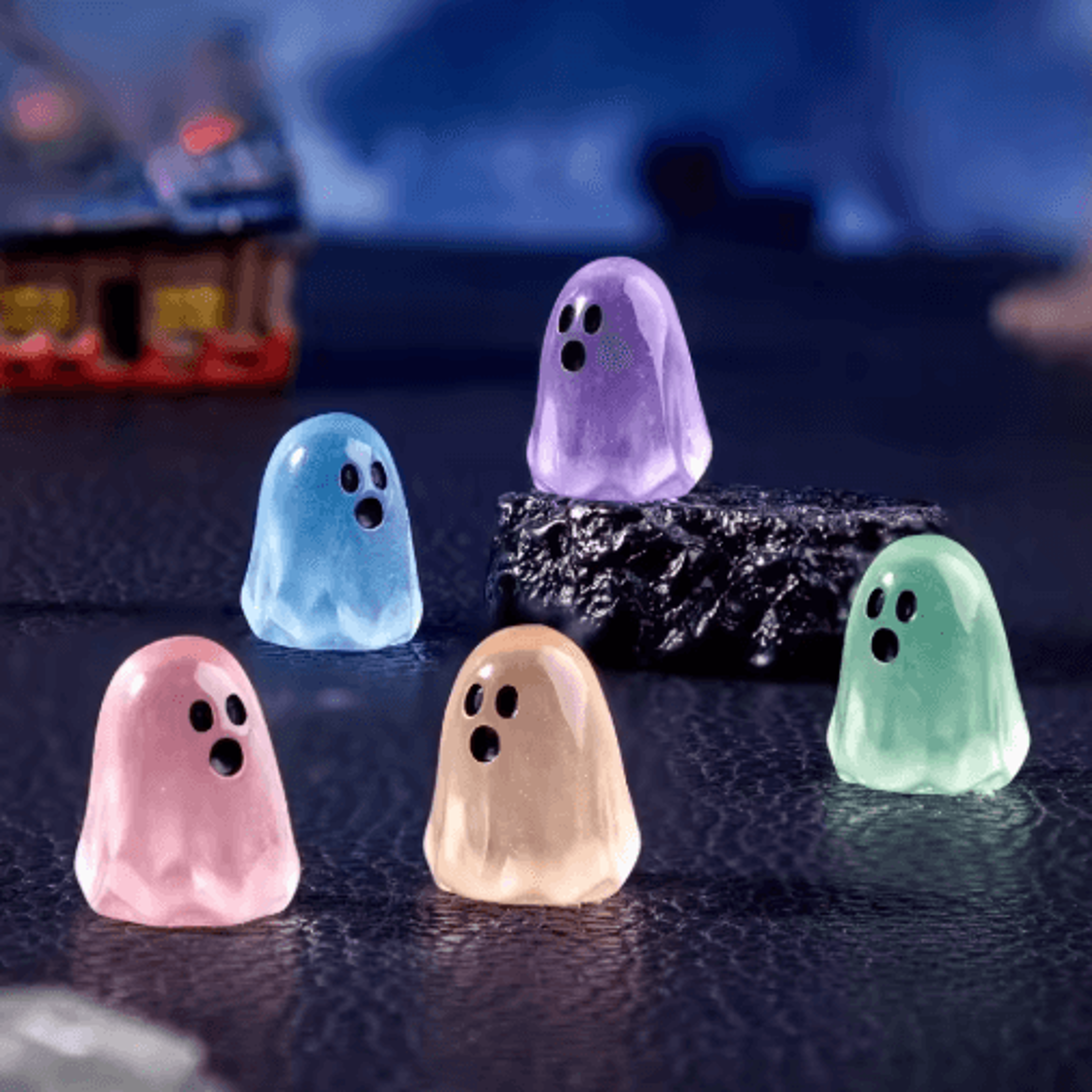 10/20/50-piece glow-in-the-dark mini ghost figures – luminous halloween miniatures for spooky decor