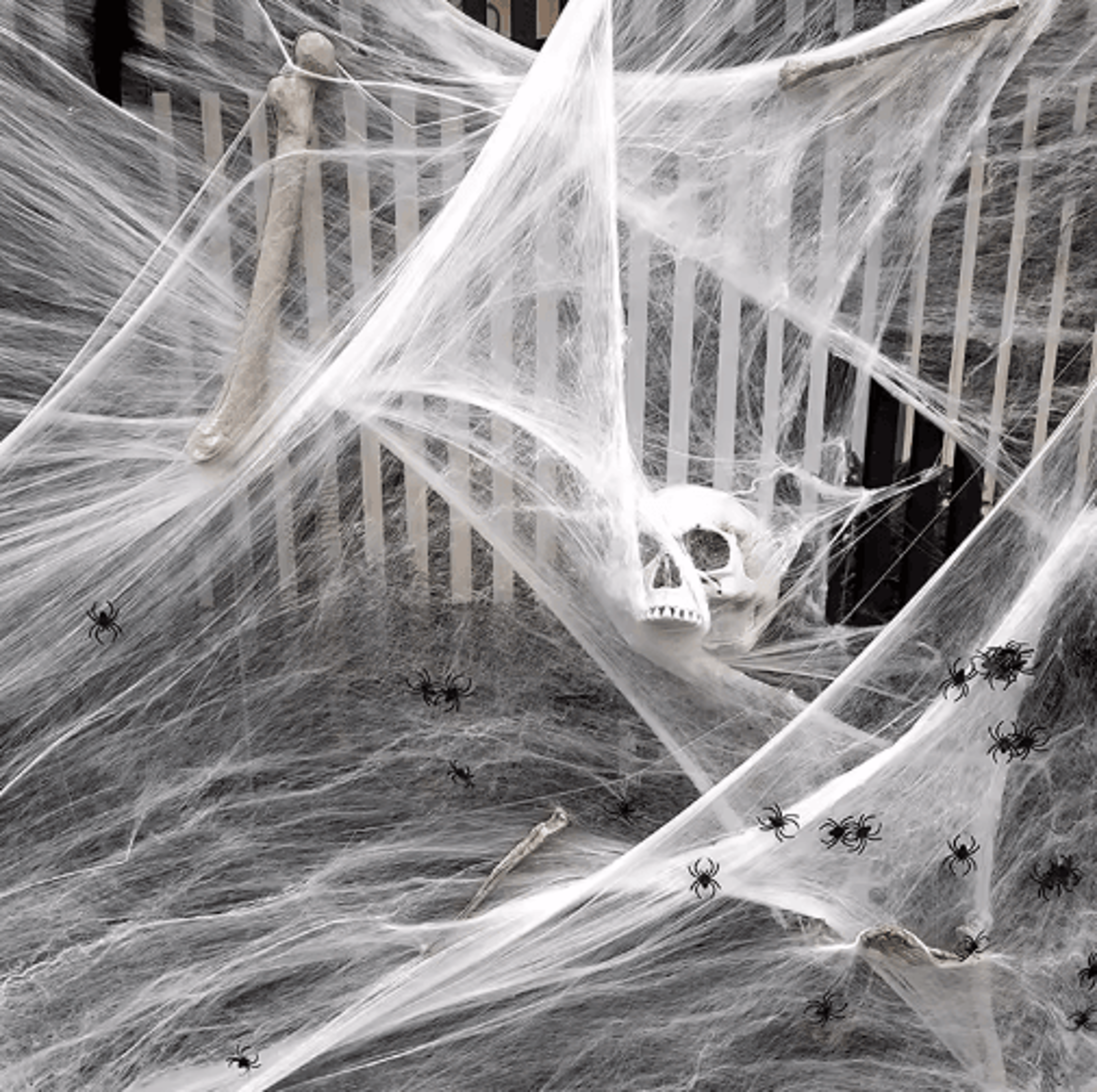 stretchy artificial halloween spider web – scary cobweb for haunted house, bar & party decorations