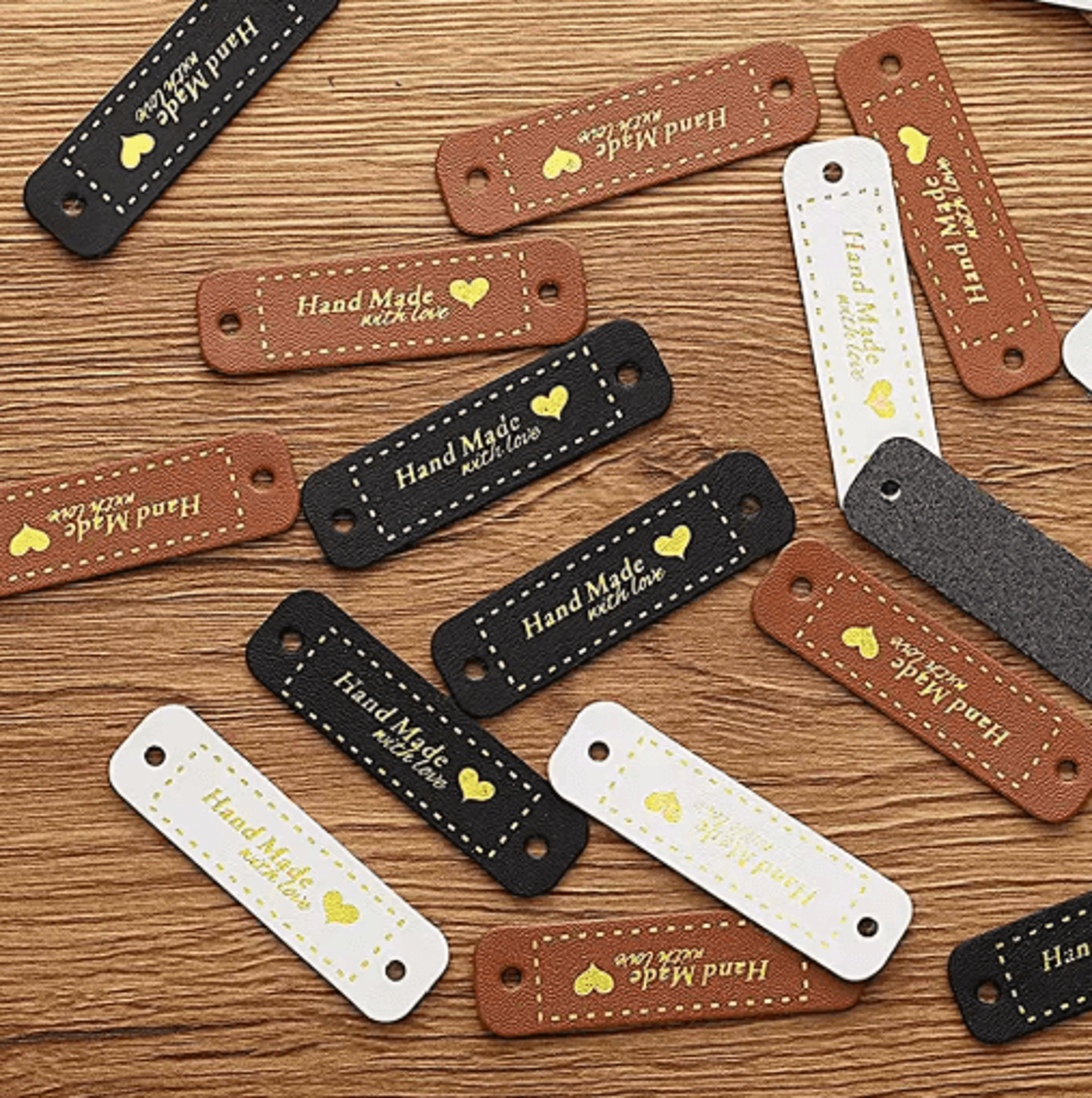 30pcs handmade pu leather heart sew-on labels