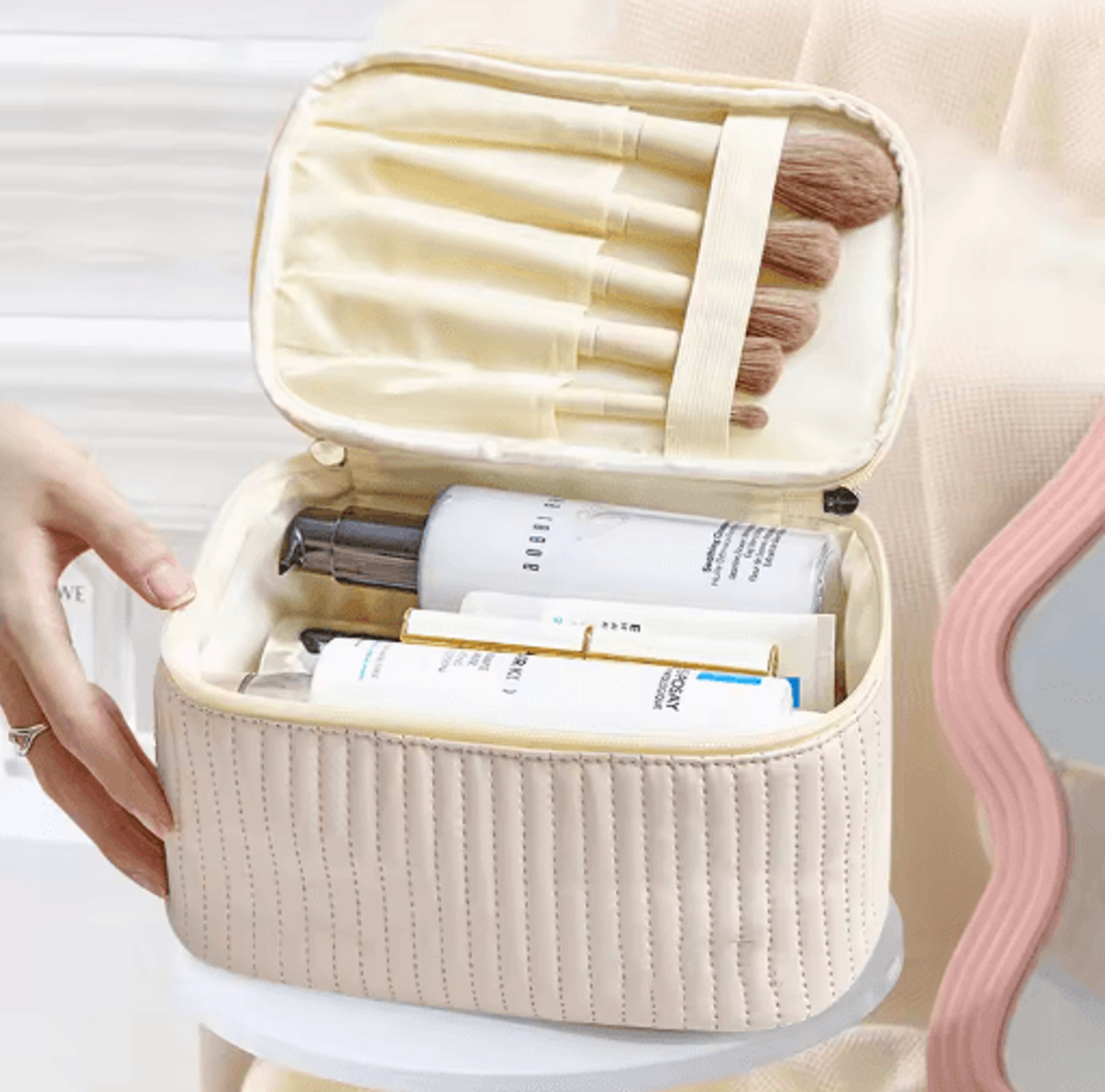 pu leather travel makeup & toiletry organizer