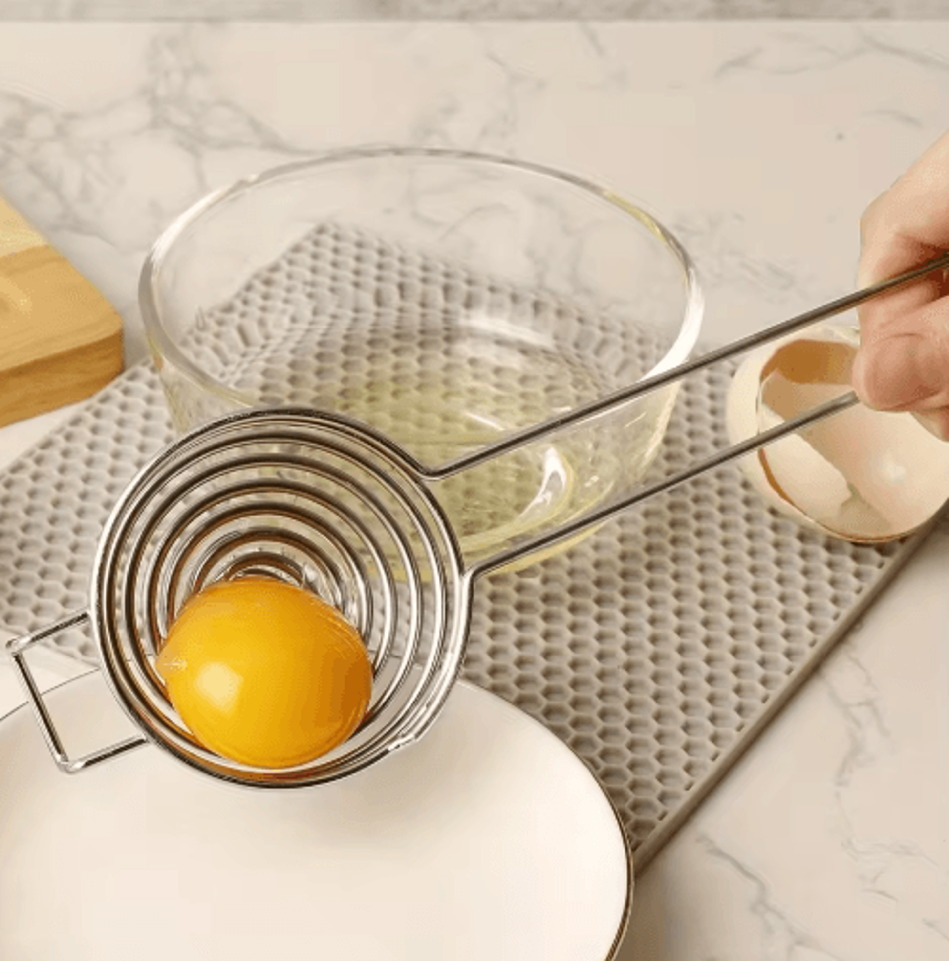 stainless steel egg yolk separator – easy egg white & yolk divider with filter design