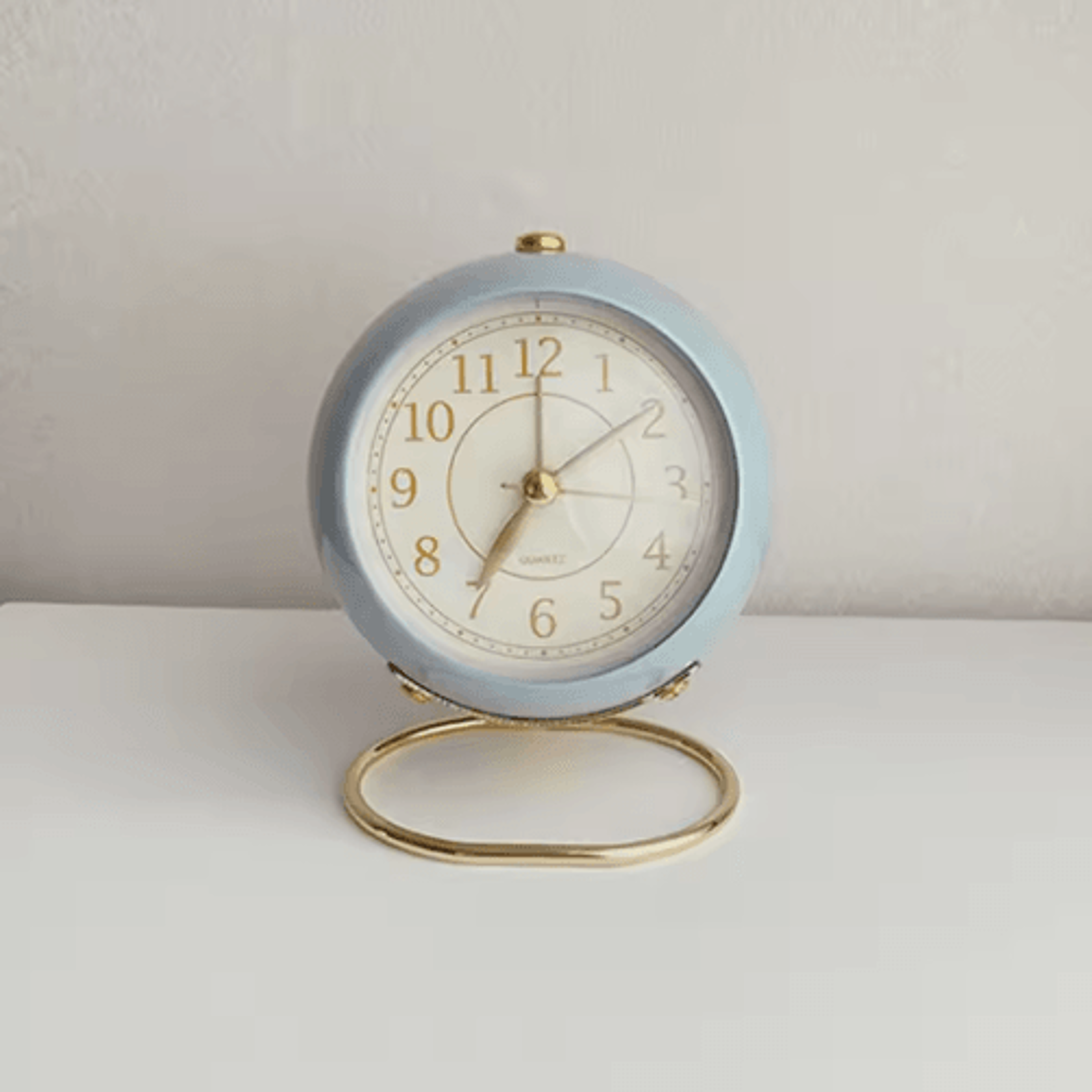 mini lcd digital alarm clock – simple desk & bedside time display