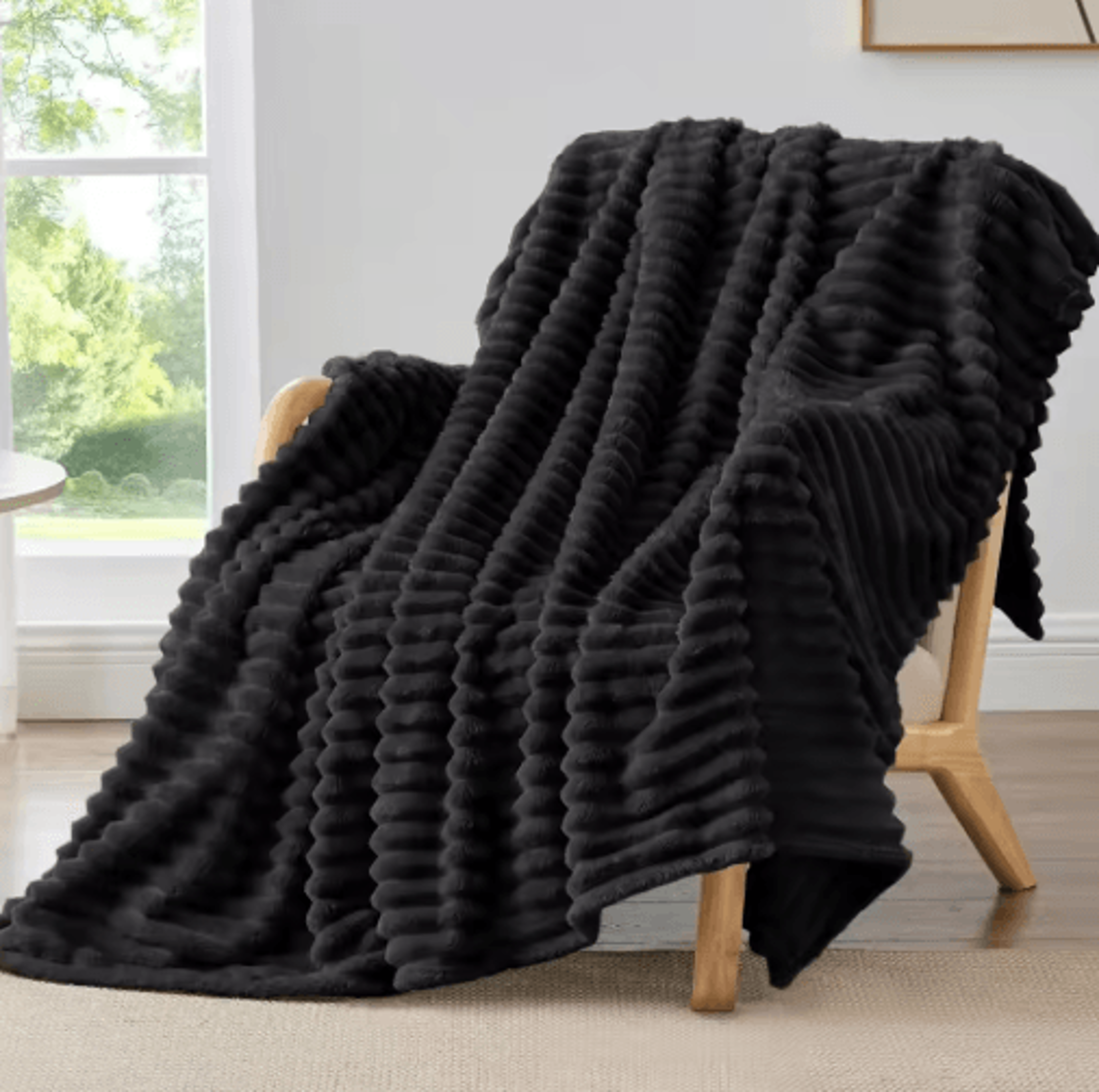 300gsm black fleece throw blanket – soft fluffy striped couch cover