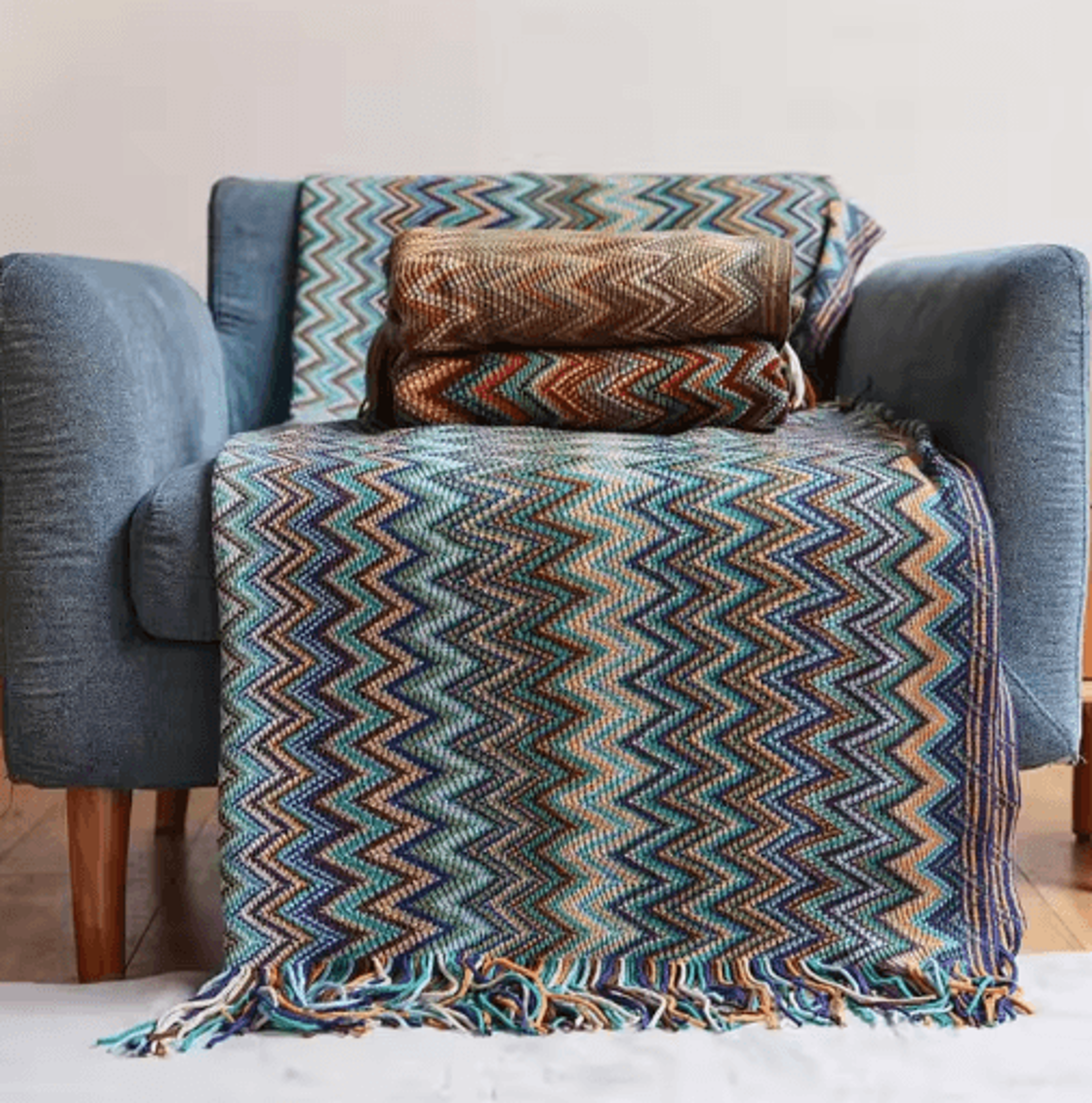 100% acrylic hand-knitted blanket – bohemian tassel bed & sofa throw
