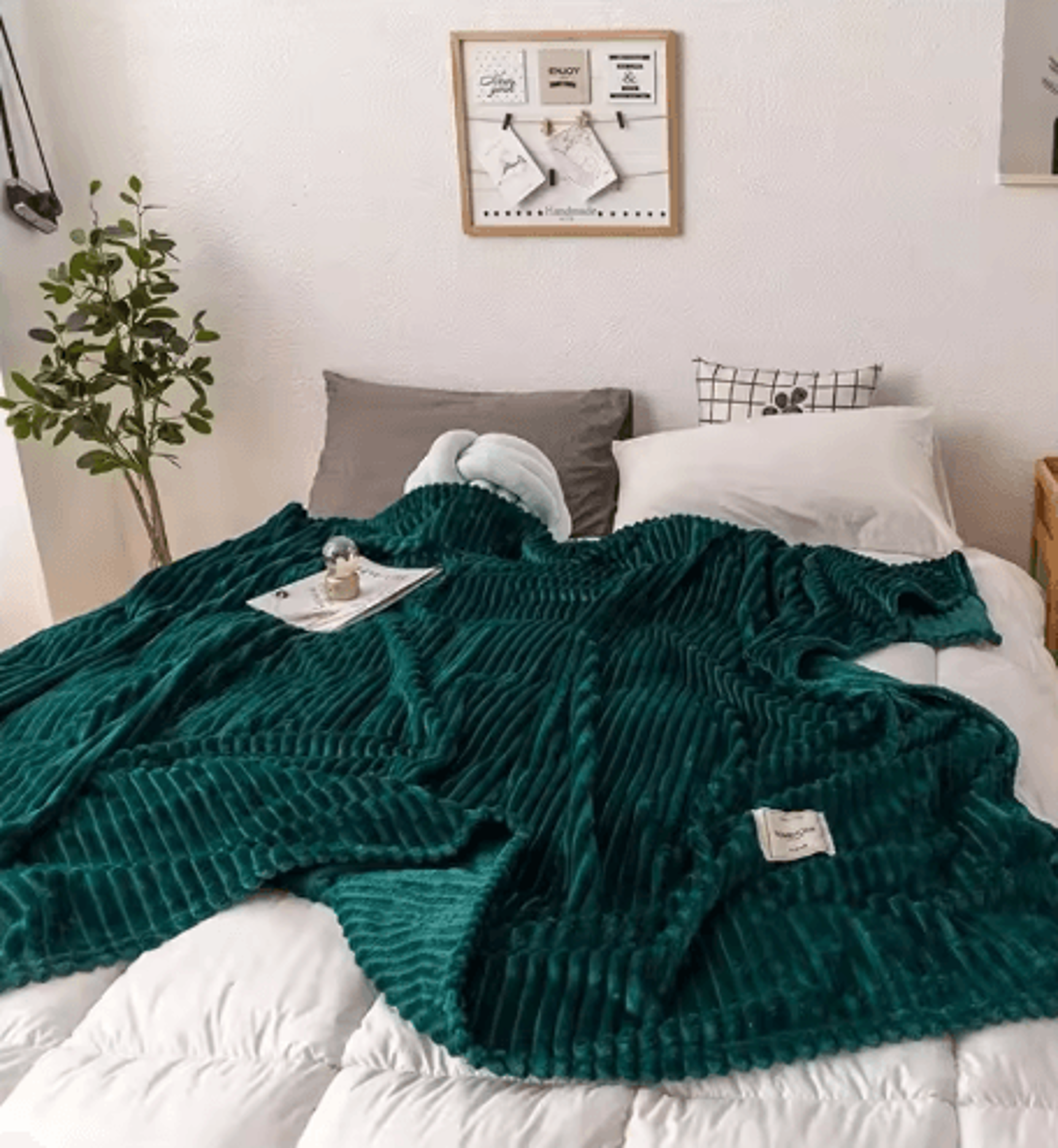 soft yellow-green flannel bed blanket – thick cozy solid color throw