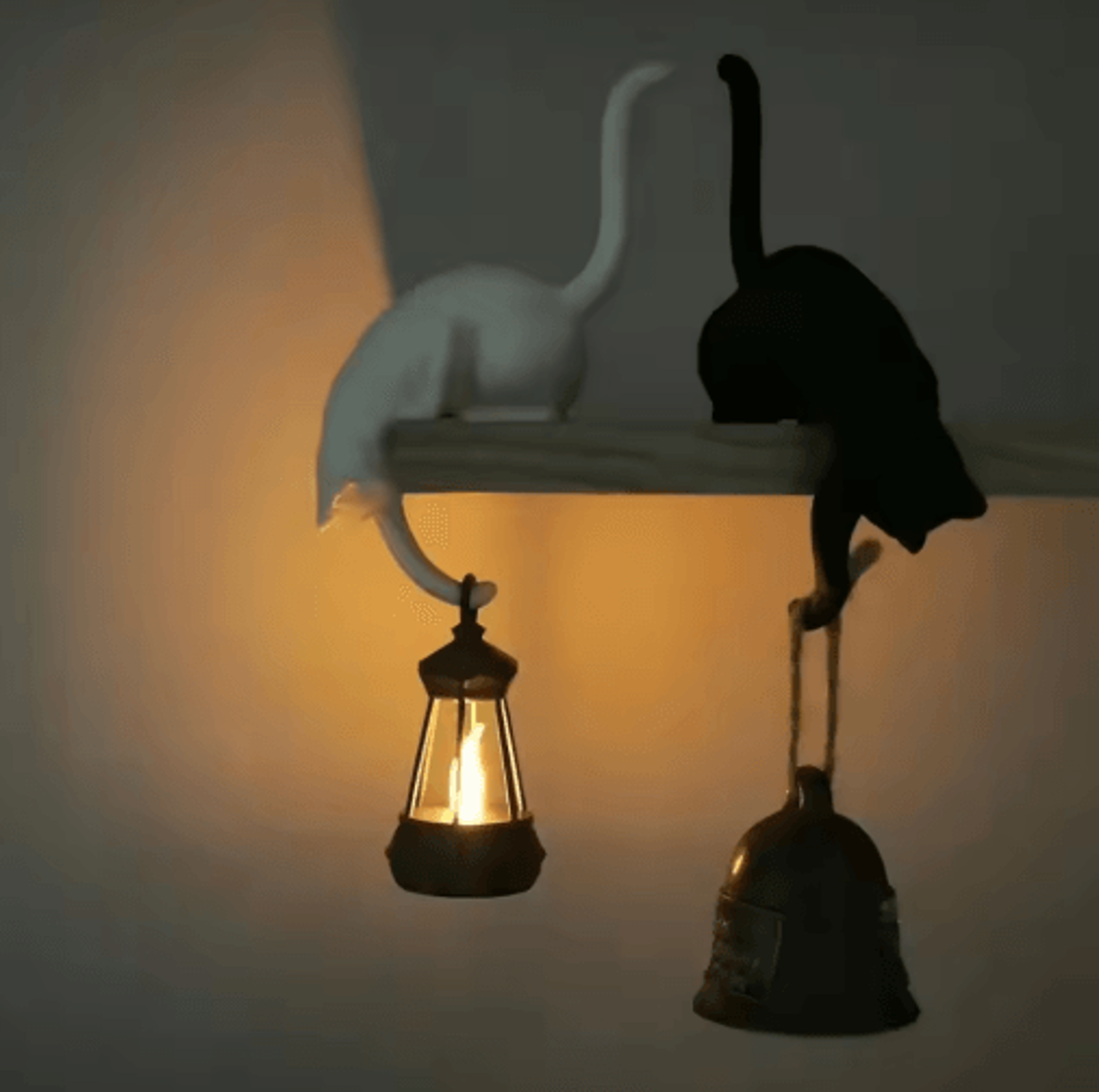 cute cat-shaped hanging hook with light – decorative storage hanger