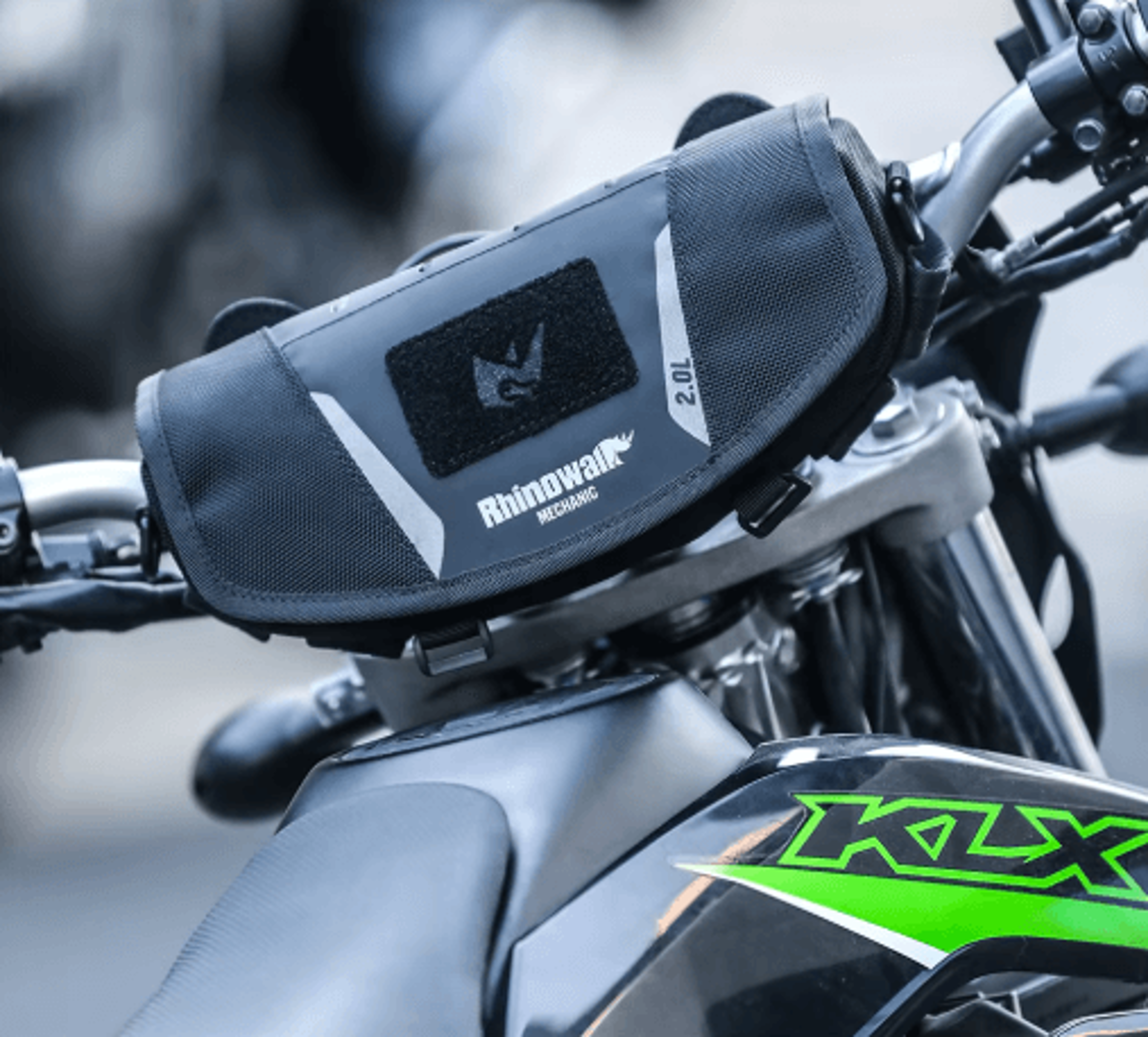 2l waterproof motorcycle handlebar bag – molle storage pouch