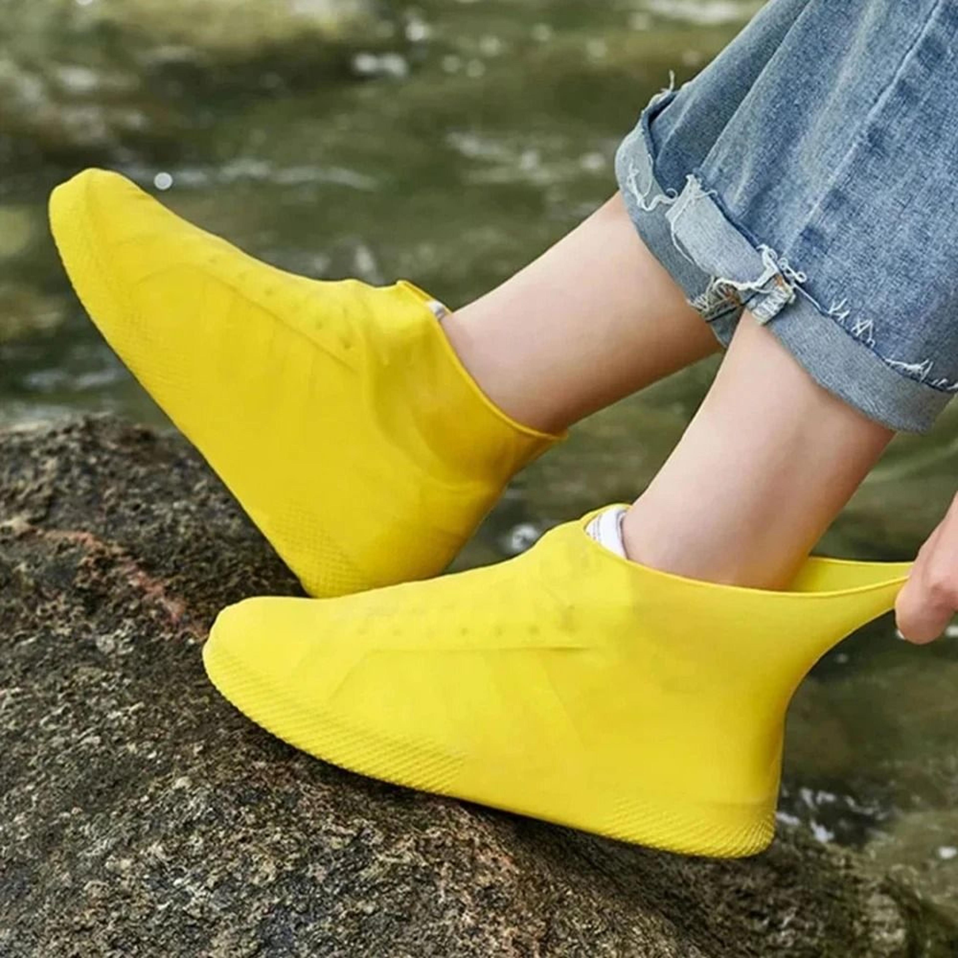 reusable waterproof shoe covers with anti slip sole for rain protection