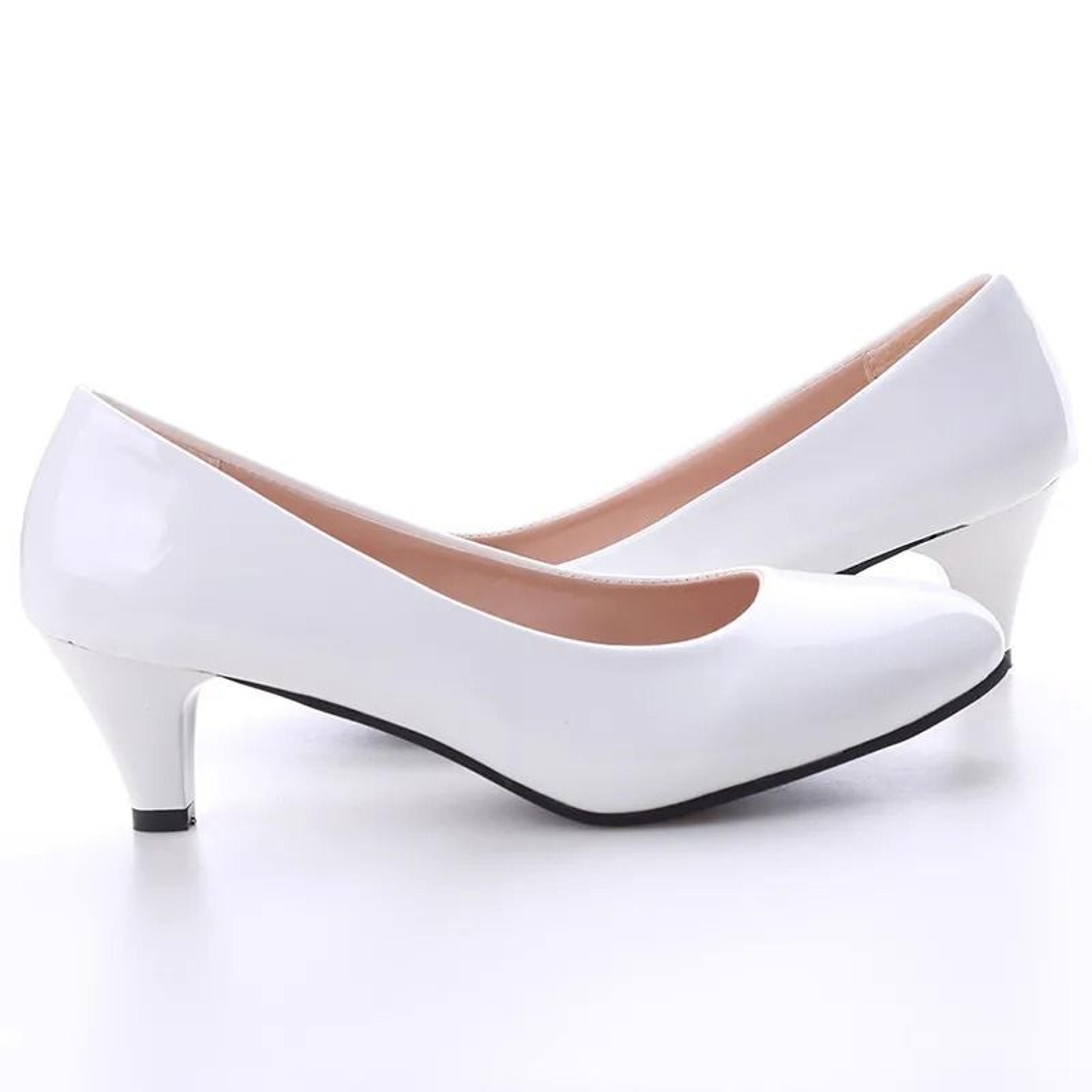 classic nude and white medium heel pumps for women