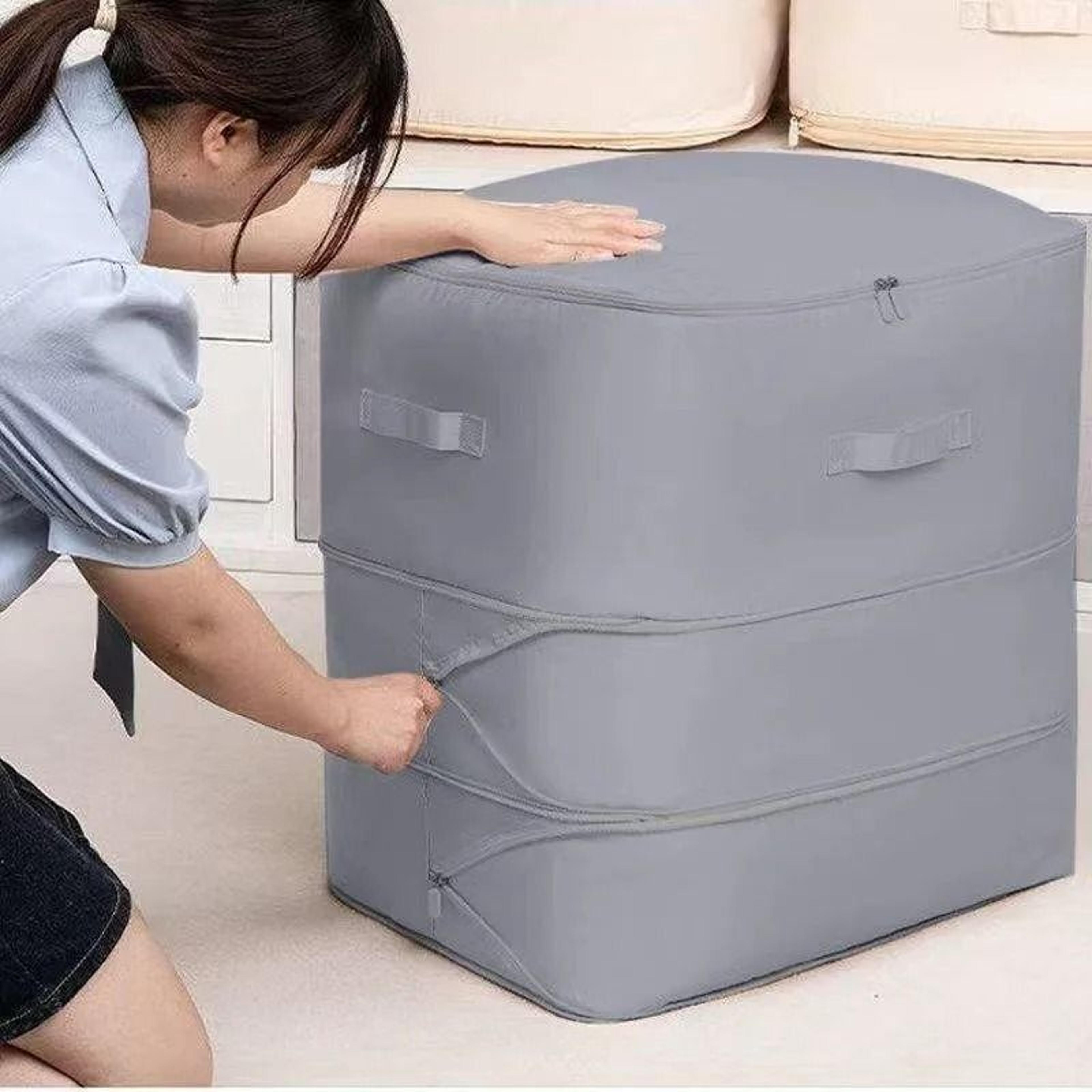heavy duty self compressing storage bag for clothes blankets and quilts
