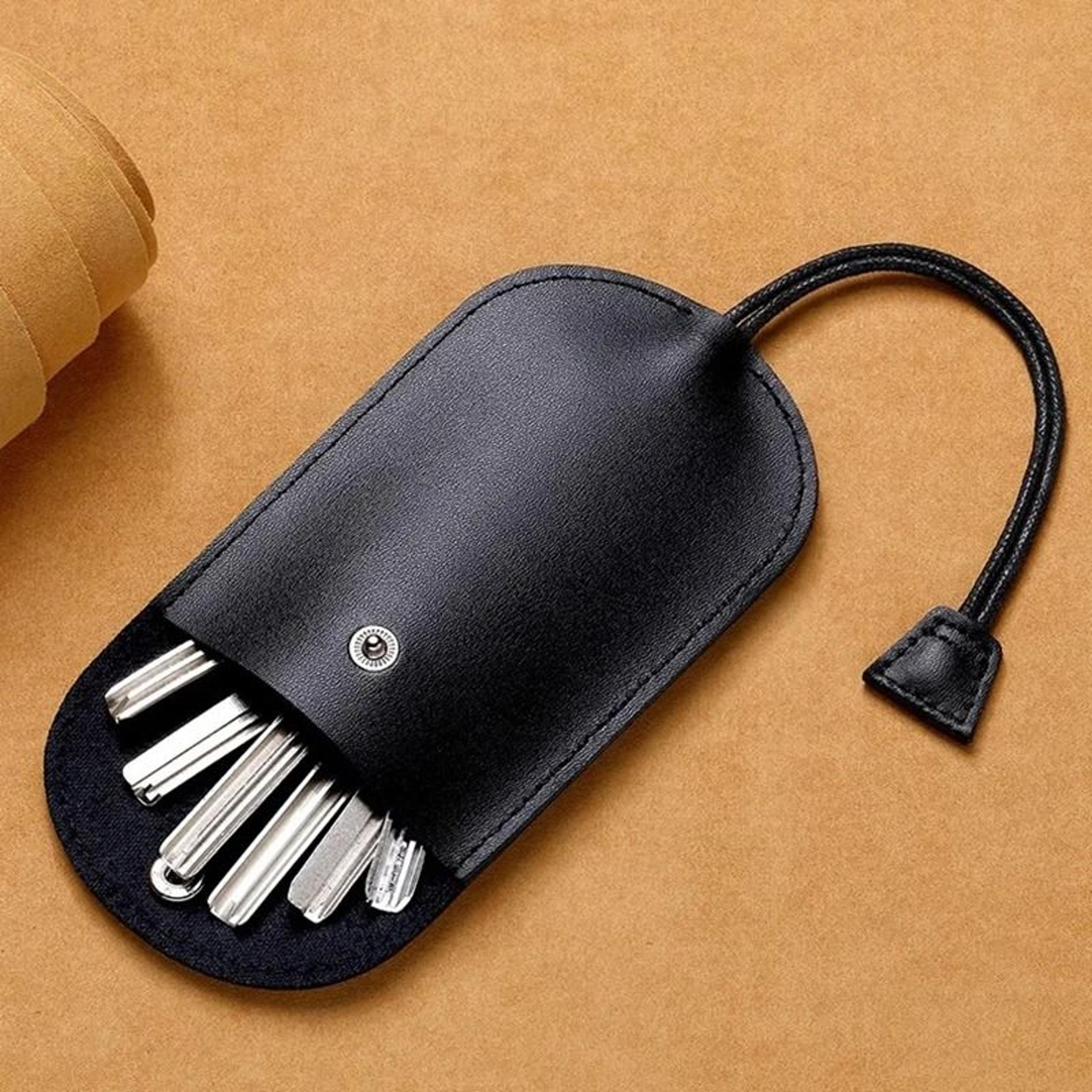 genuine leather pull out key holder pocket key organizer case