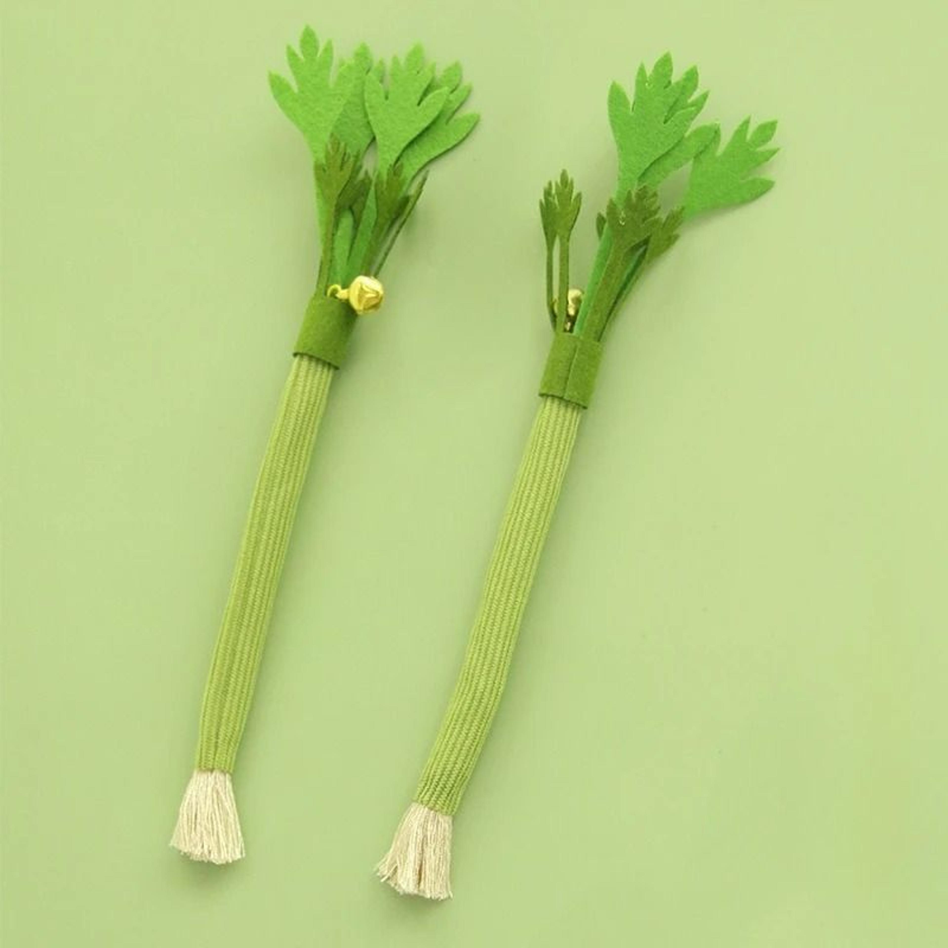 natural catnip chew toy molar stick with bell for teeth cleaning and kitten play