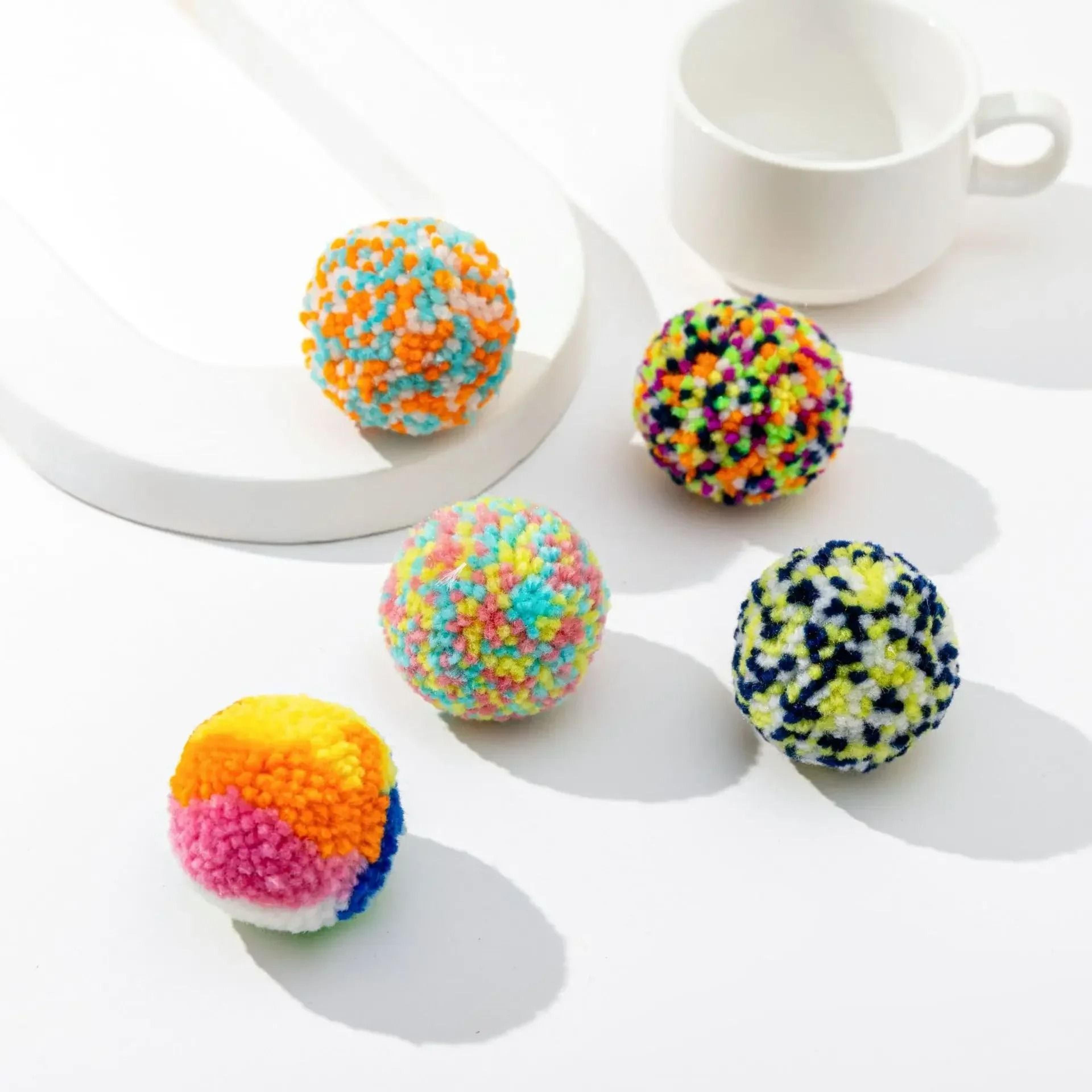 cartoon yarn cat toy ball scratch resistant interactive play toy for indoor cats