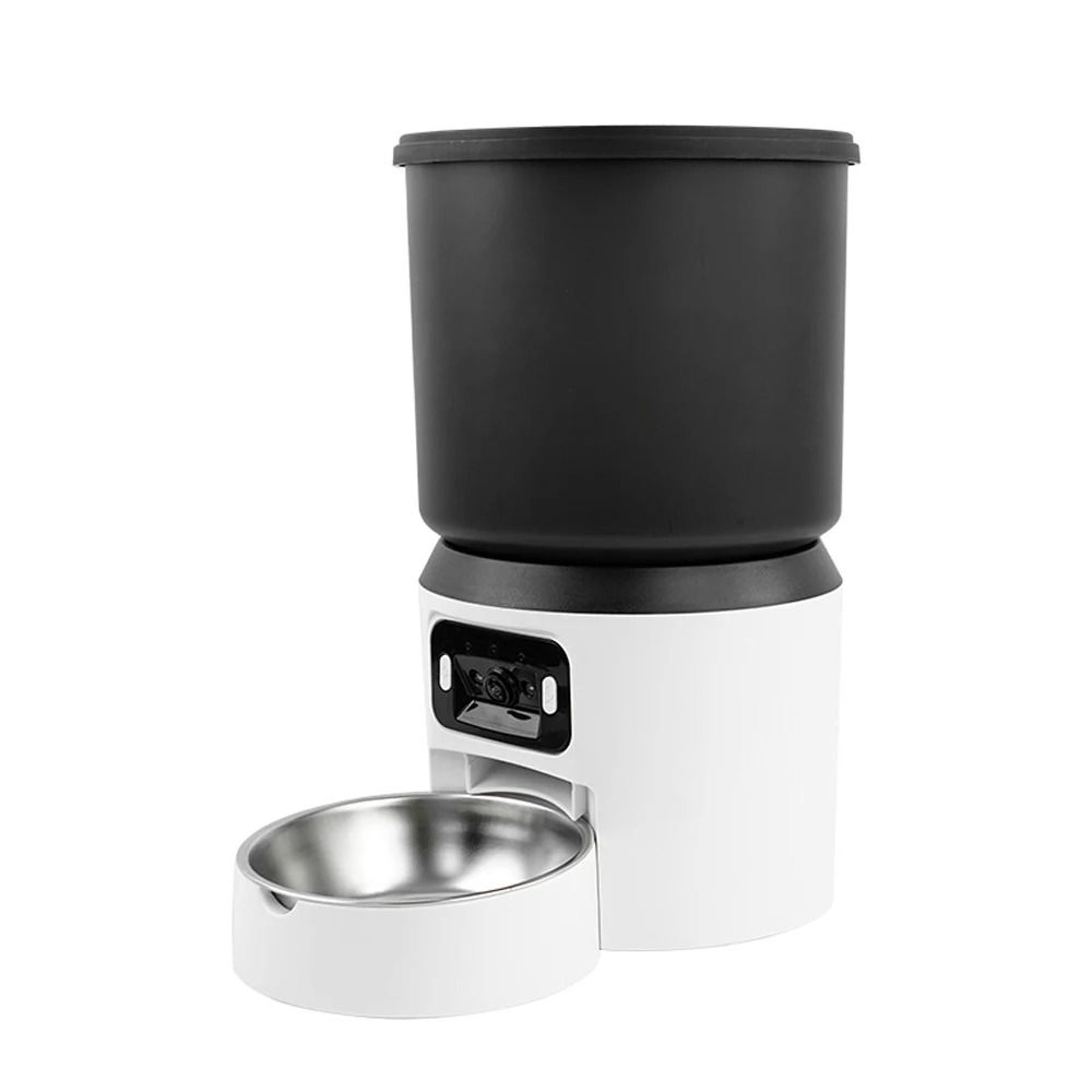 smart automatic pet feeder with camera and timer for cats and dogs