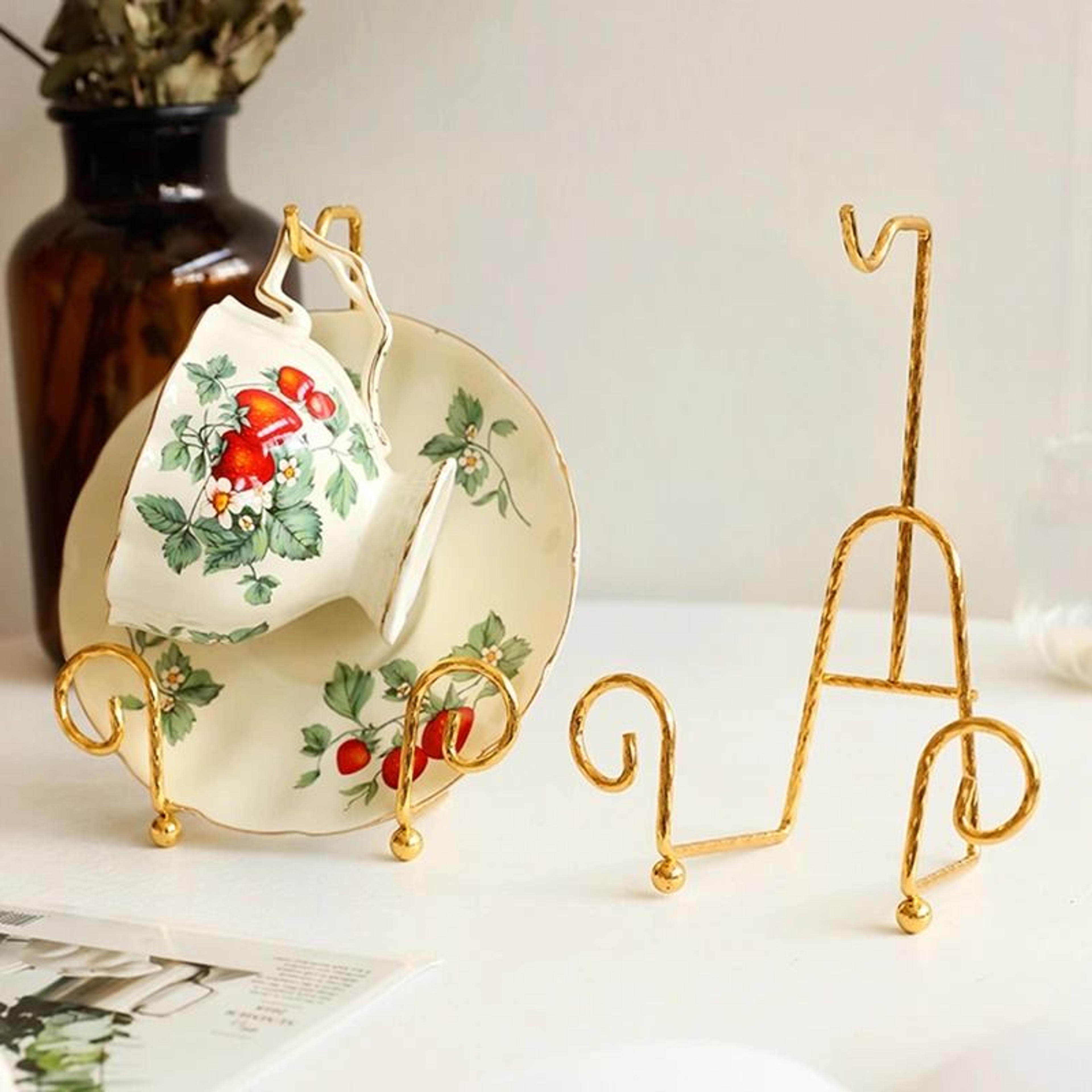 metal tea cup and saucer display rack for coffee sets and trays
