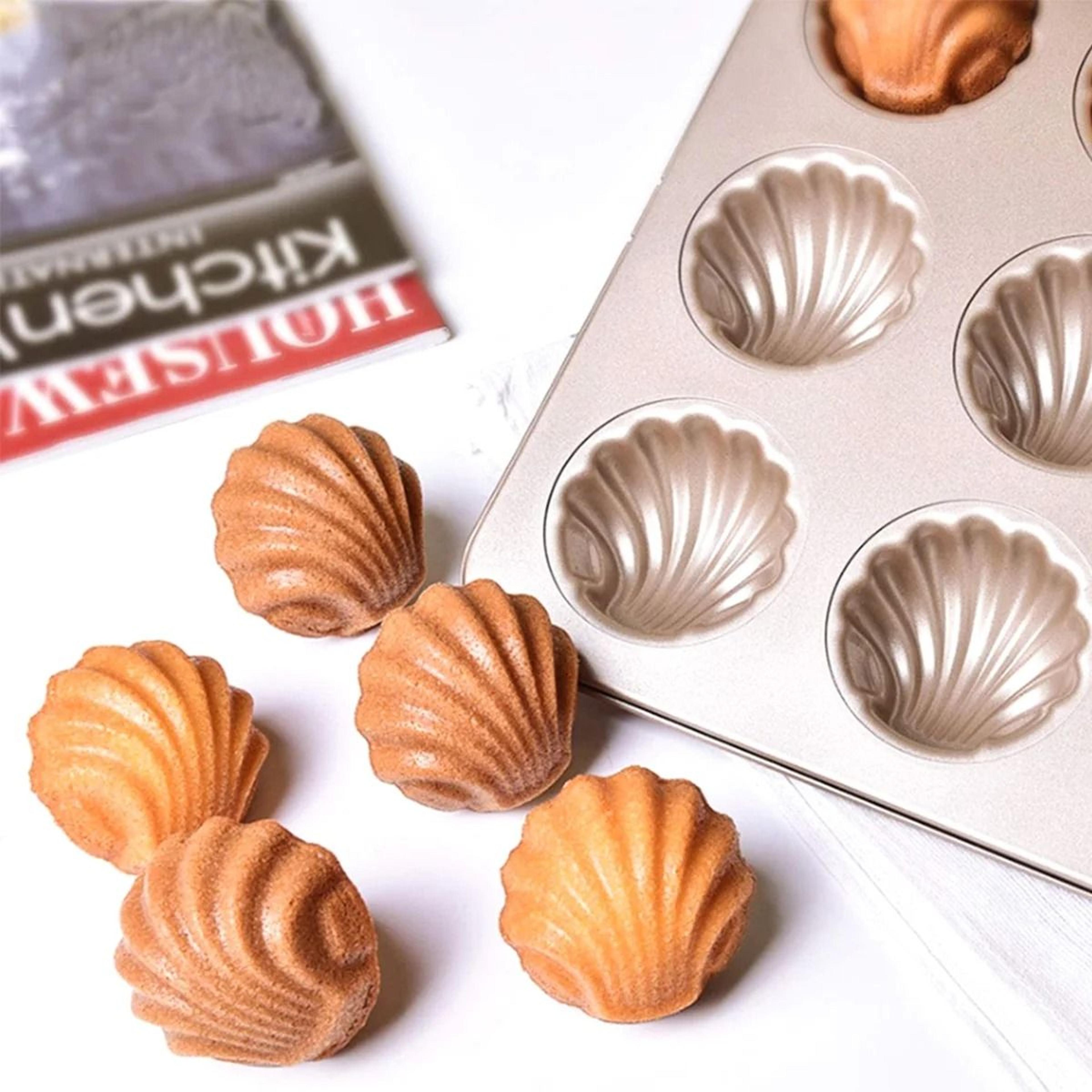 9 cavity non stick madeleine baking pan