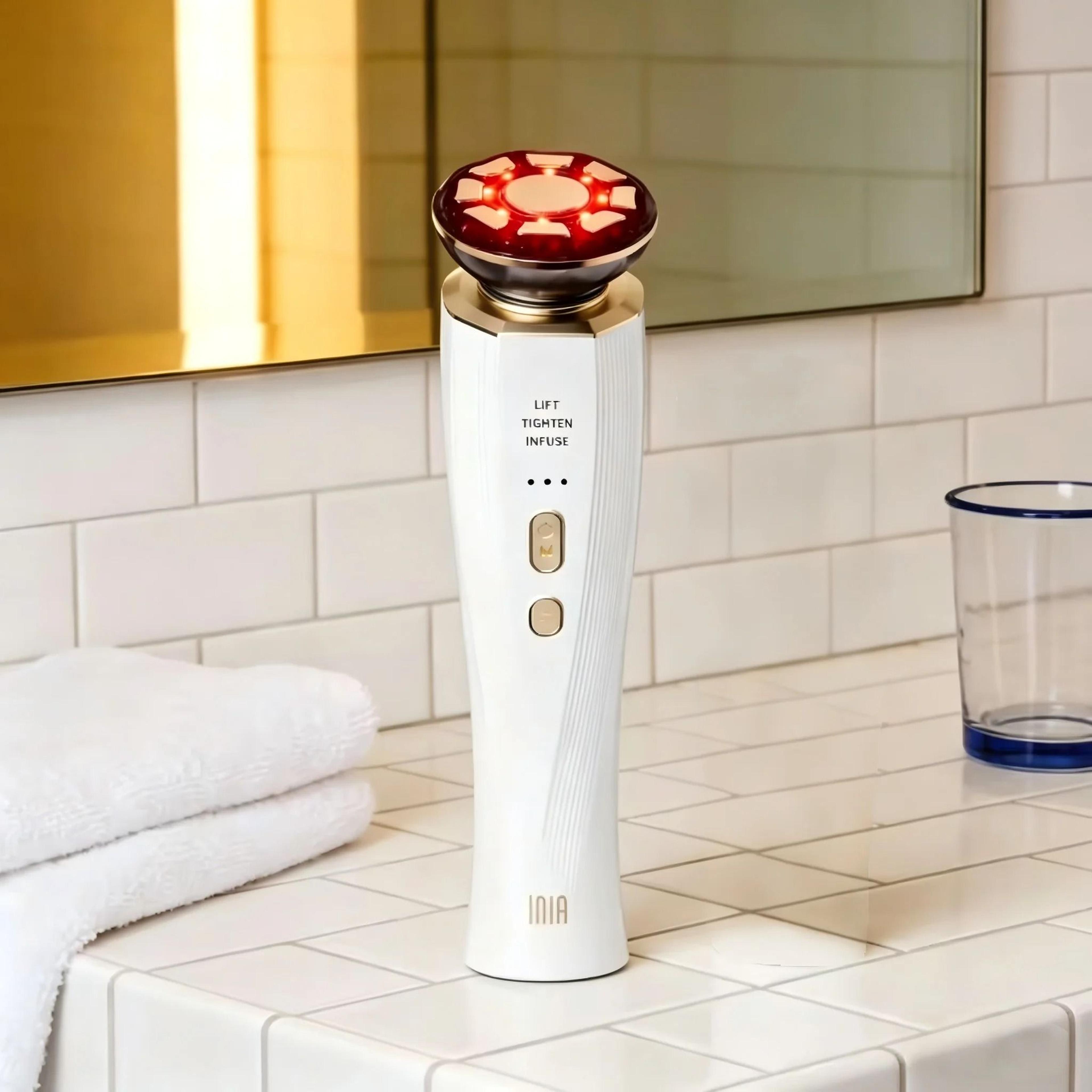 red light therapy device for face and neck skin tightening massager