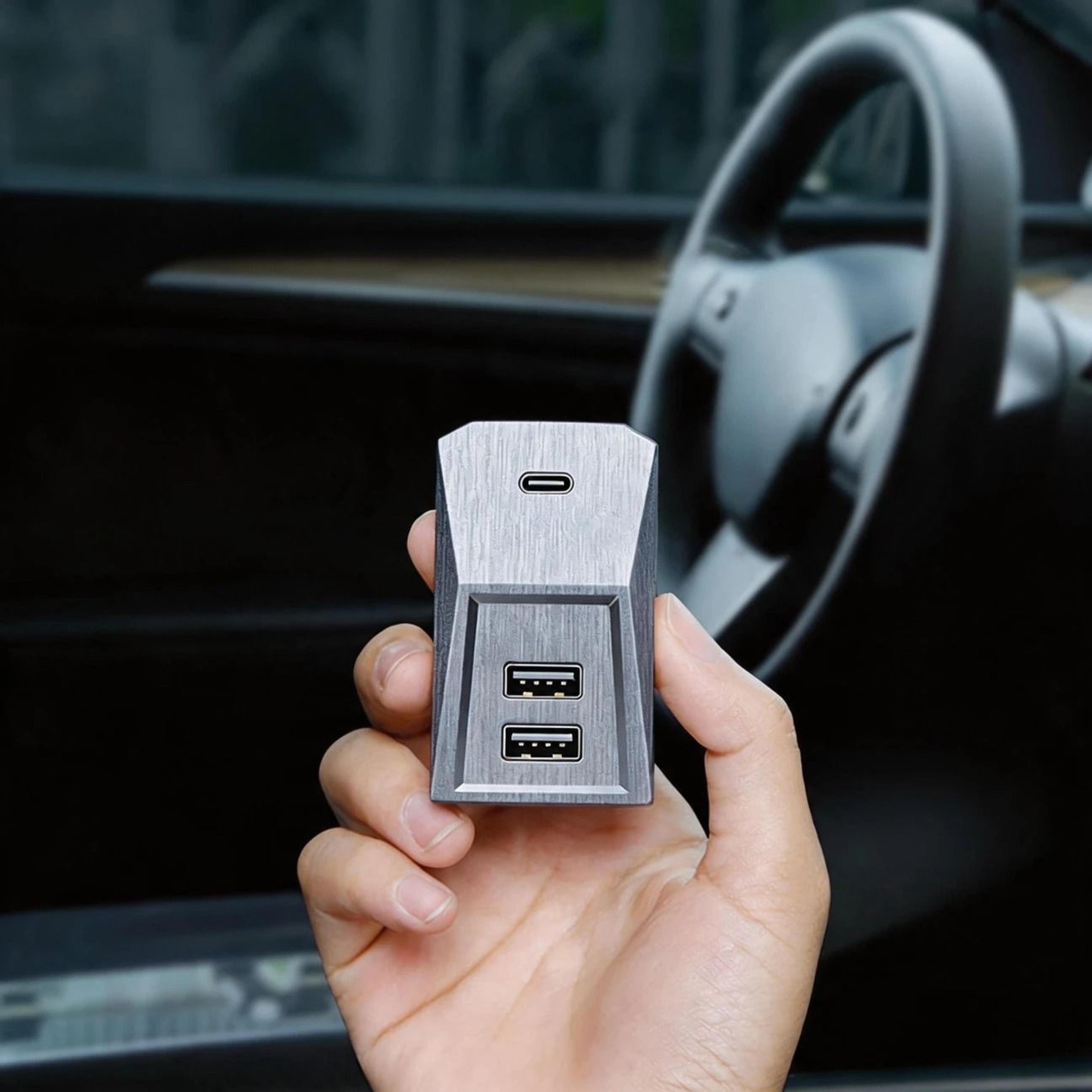 4 port tesla glove box usb hub for highland juniper