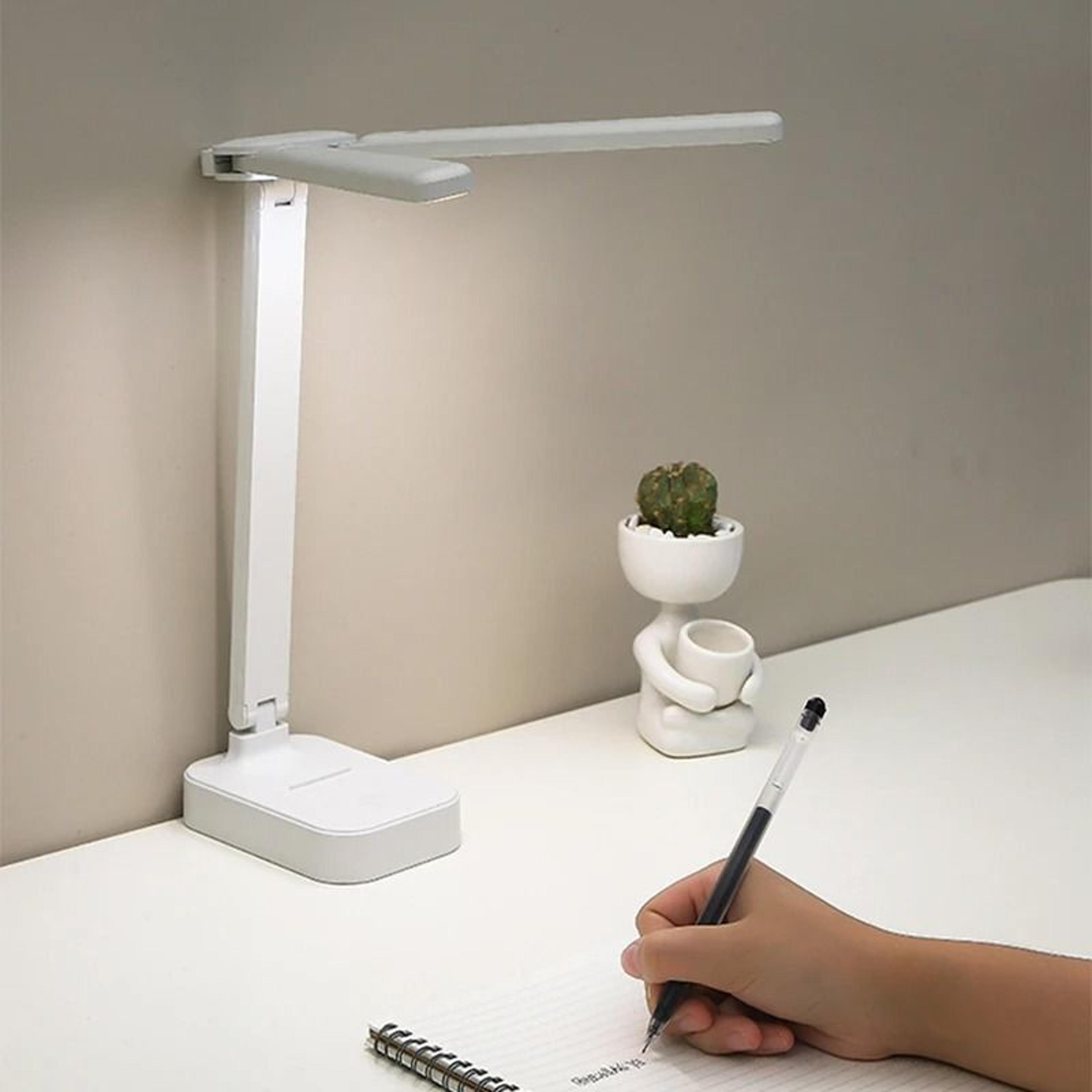 rechargeable foldable touch desk lamp with three level eye comfort lighting