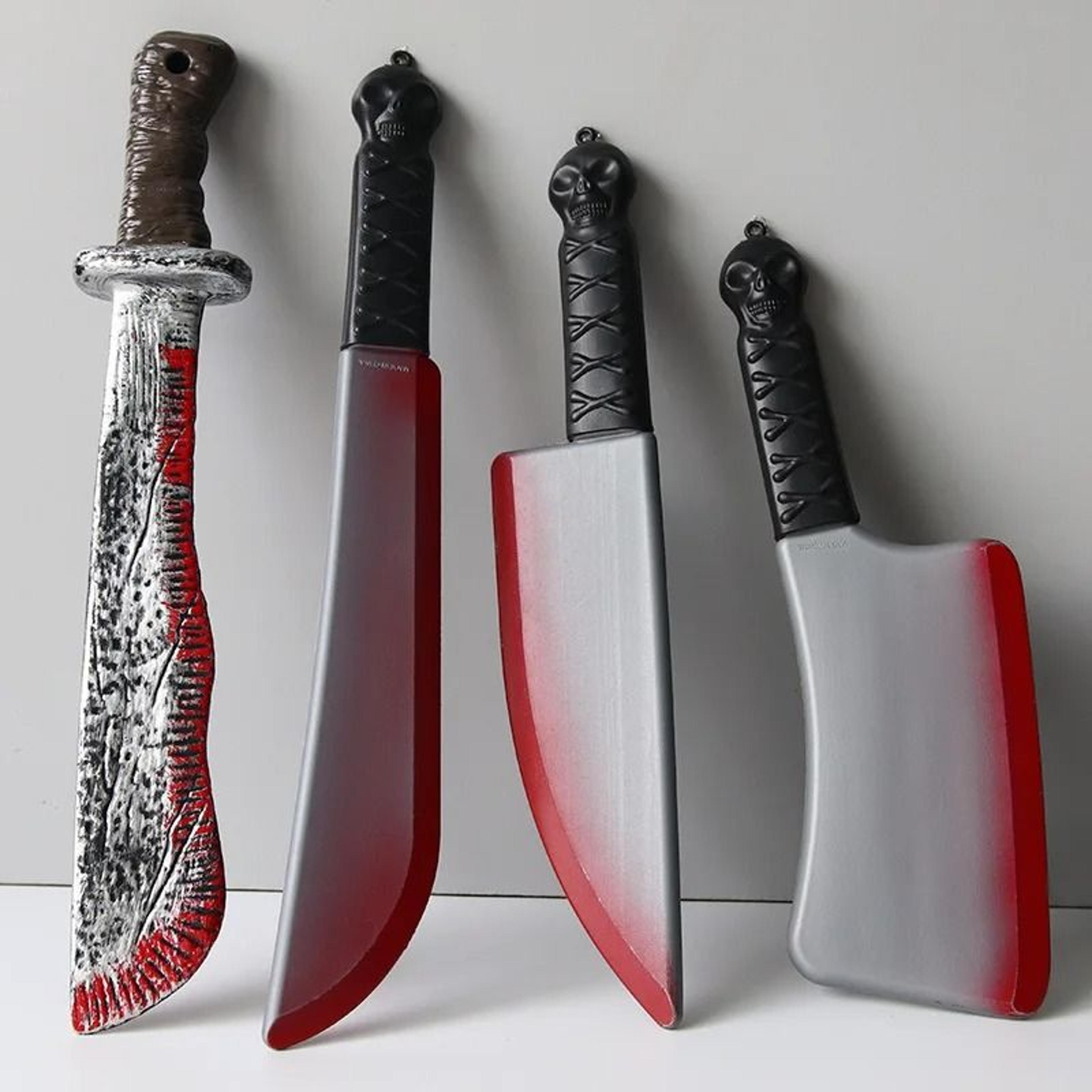 bloody curved knife halloween horror prop