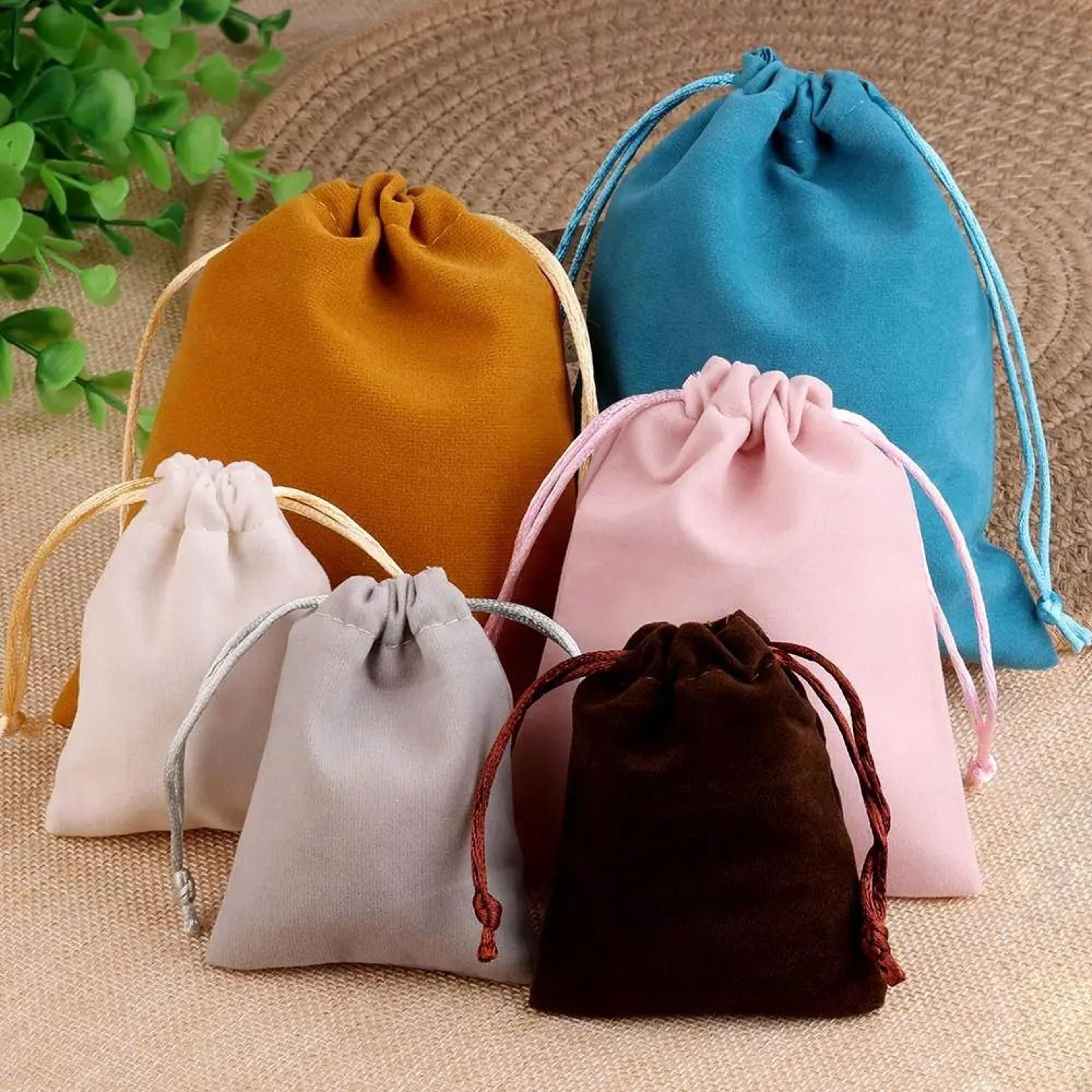 velvet drawstring jewelry gift bags for elegant reusable event packaging sets