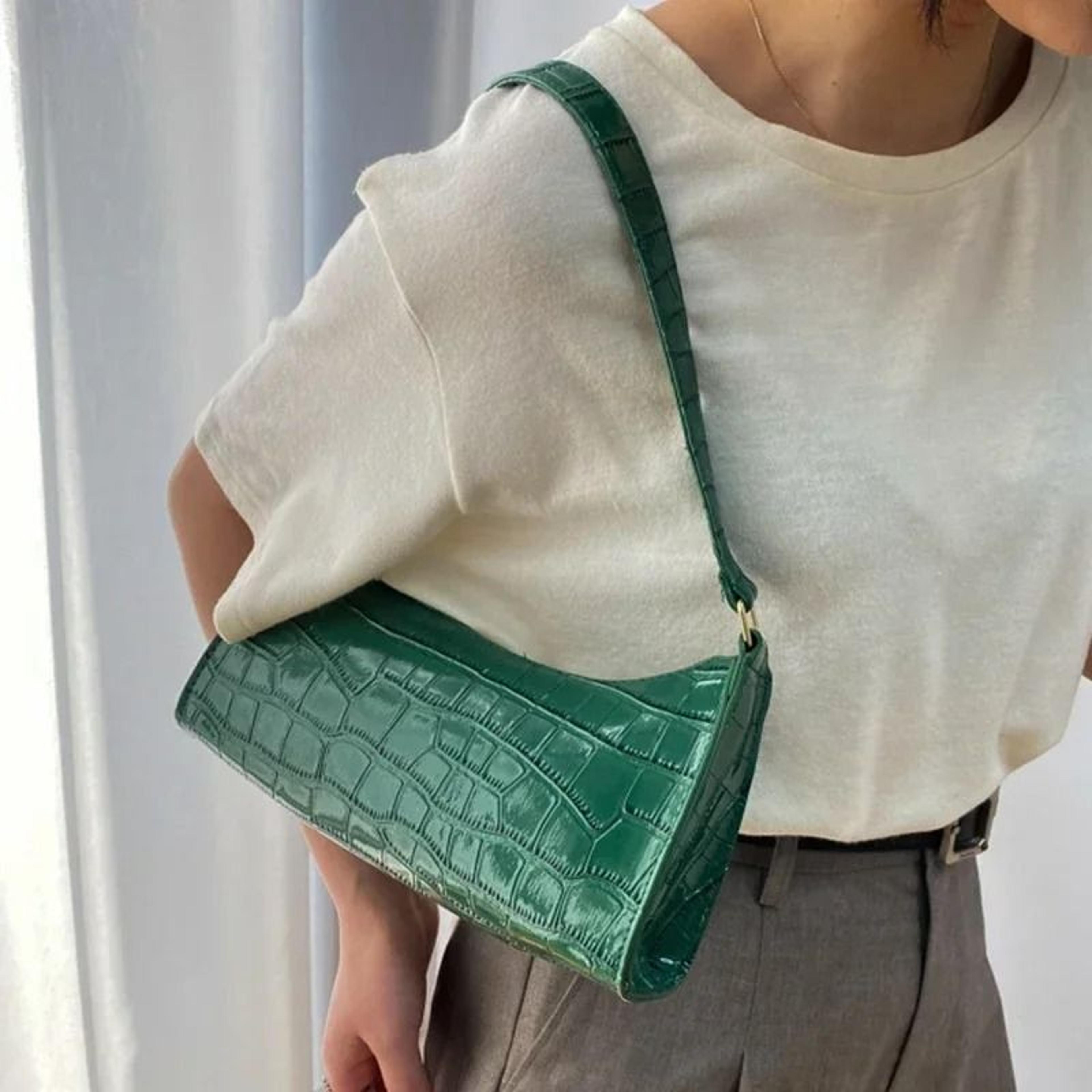 retro alligator pattern shoulder bag for chic compact everyday womens style