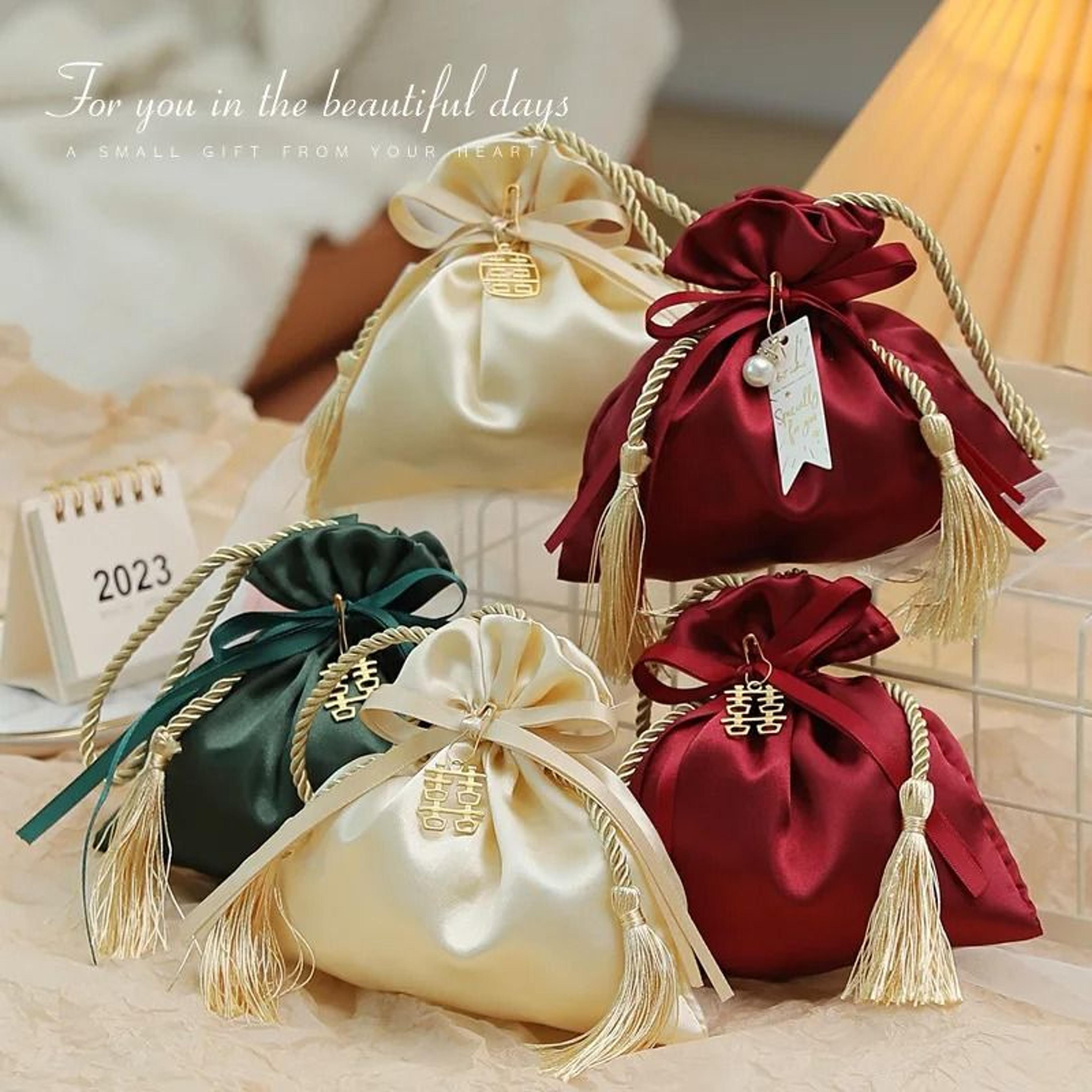 velvet pearl drawstring jewelry gift pouch for elegant wedding party packaging