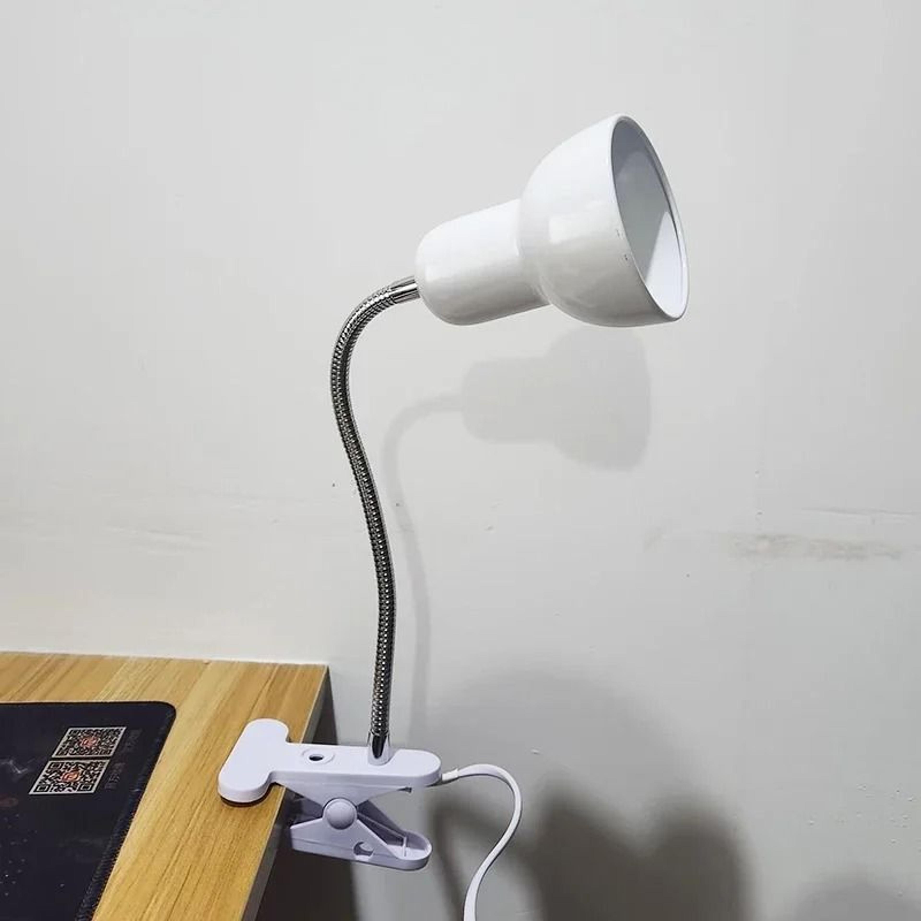 adjustable e27 clamp desk lamp with flexible gooseneck focused reading light