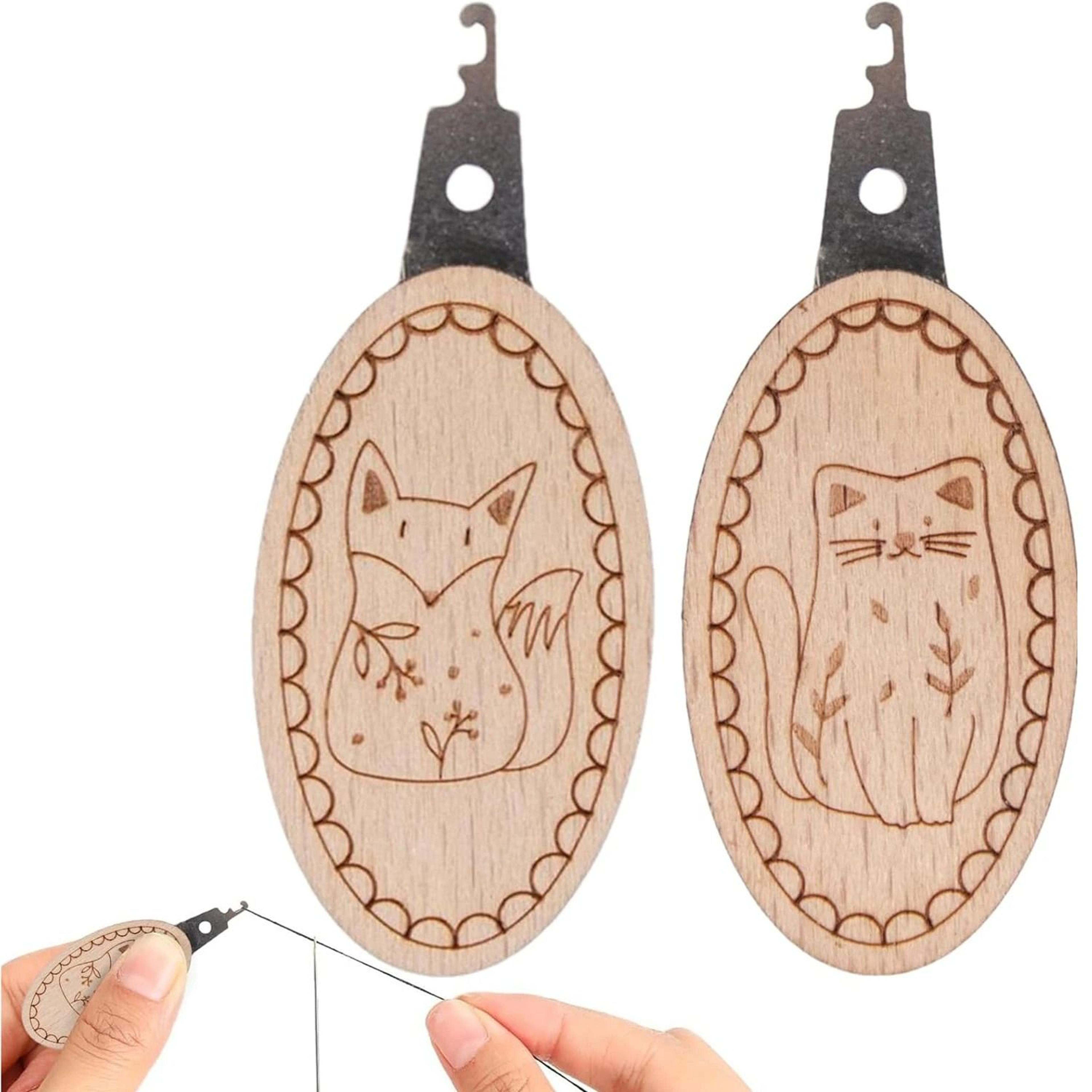 two piece animal shaped needle threader set for easier hand sewing
