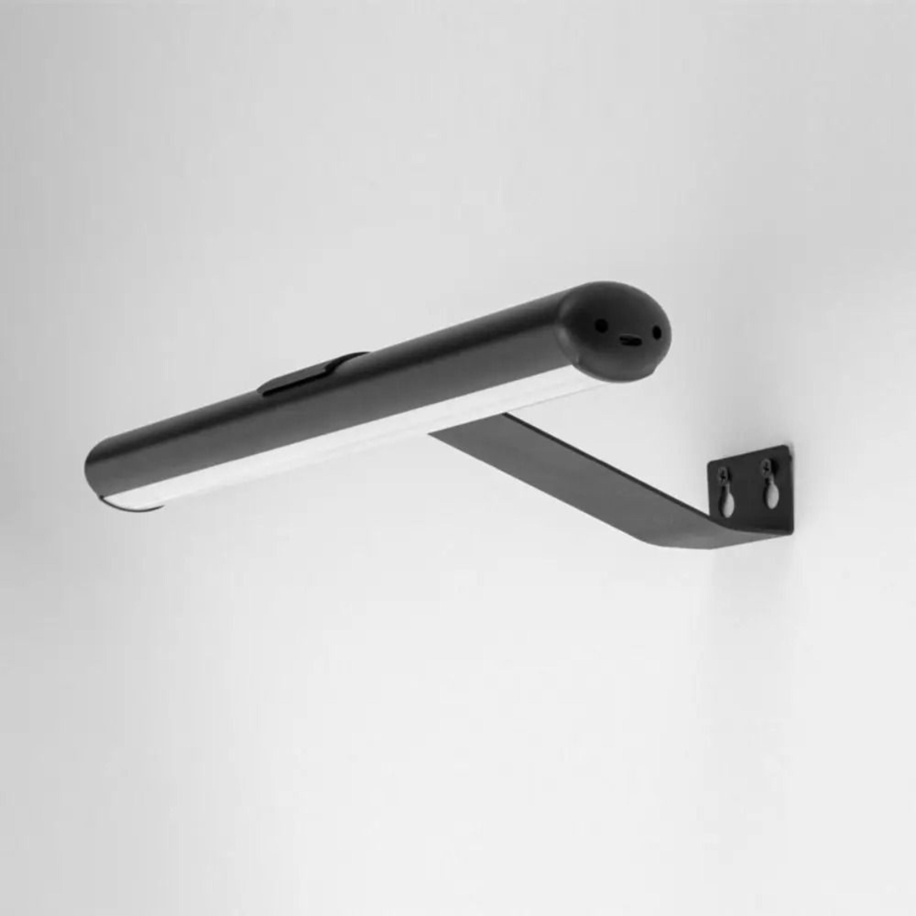 gallerybeam magnetic rechargeable picture light with timer