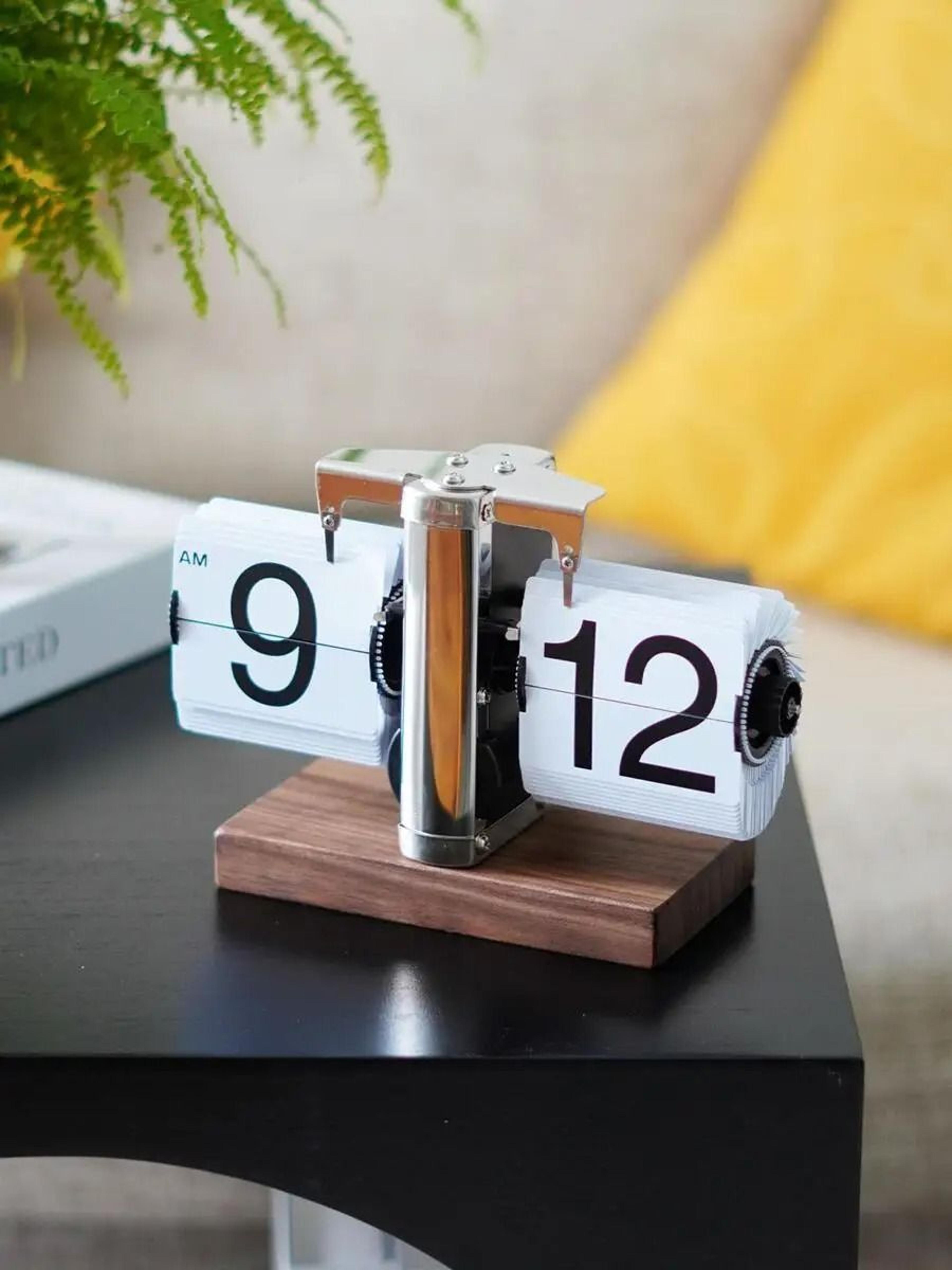 vintage automatic flip down desk clock retro mechanical table clock