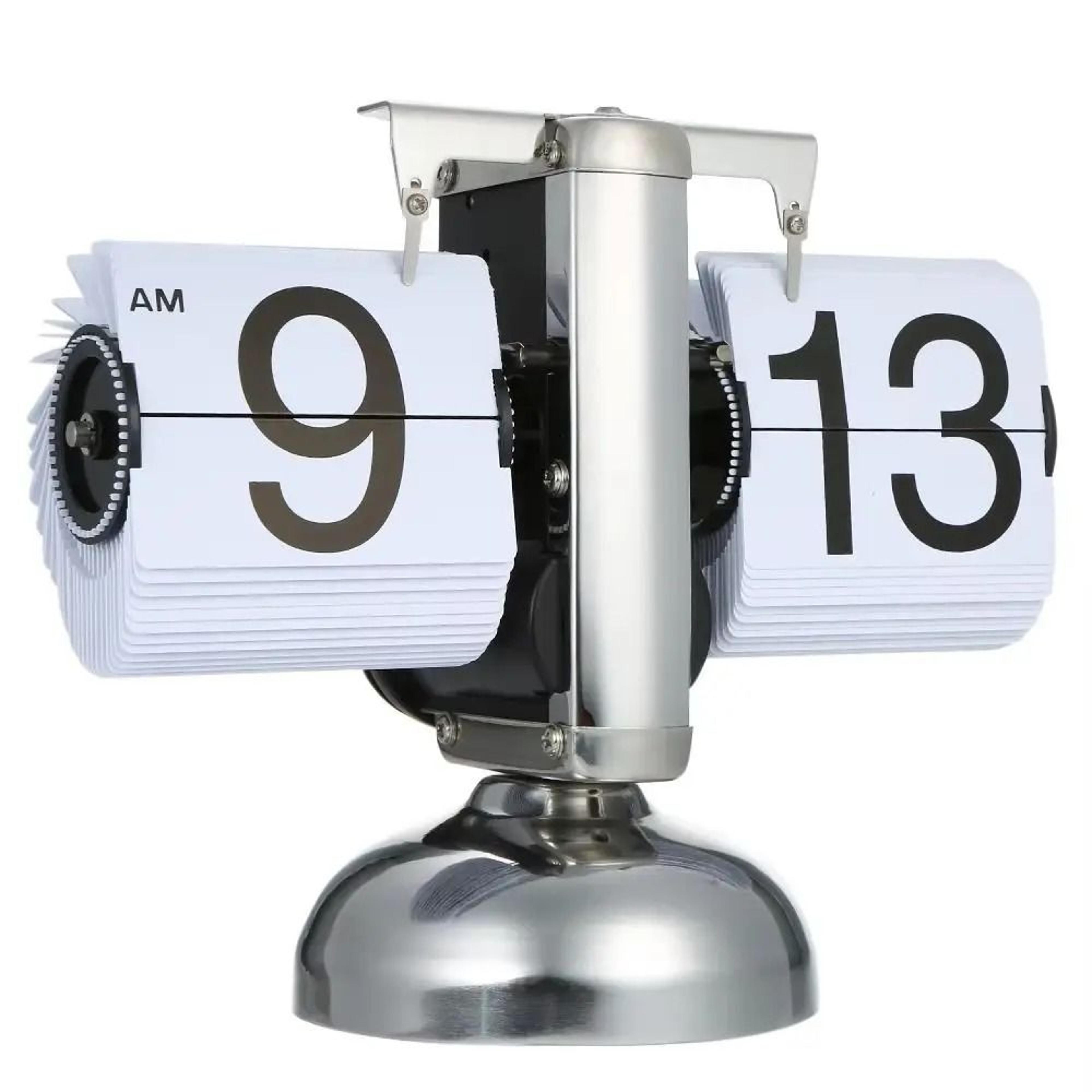 retro automatic flip desk clock with quartz movement