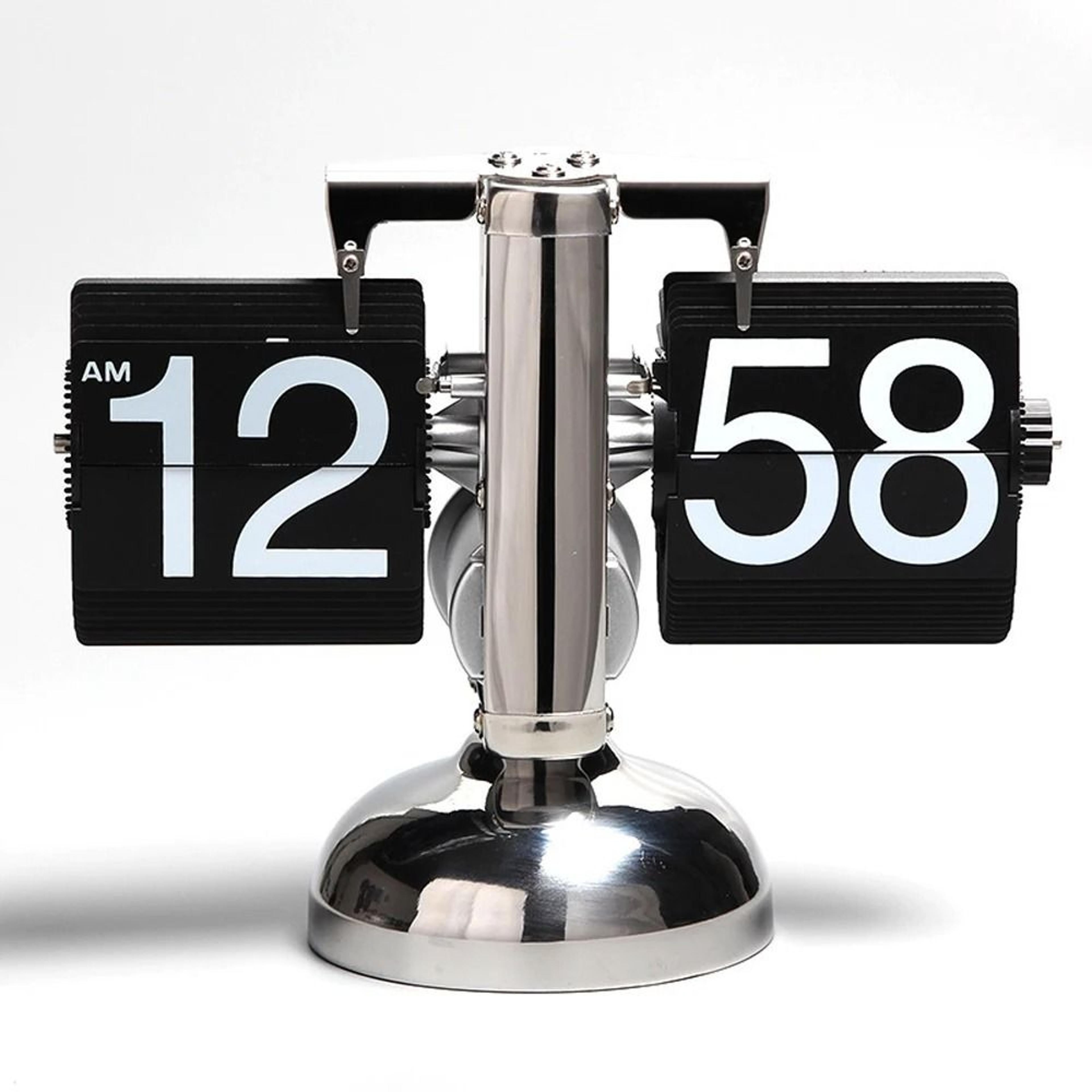 retro automatic flip desk clock with metal frame