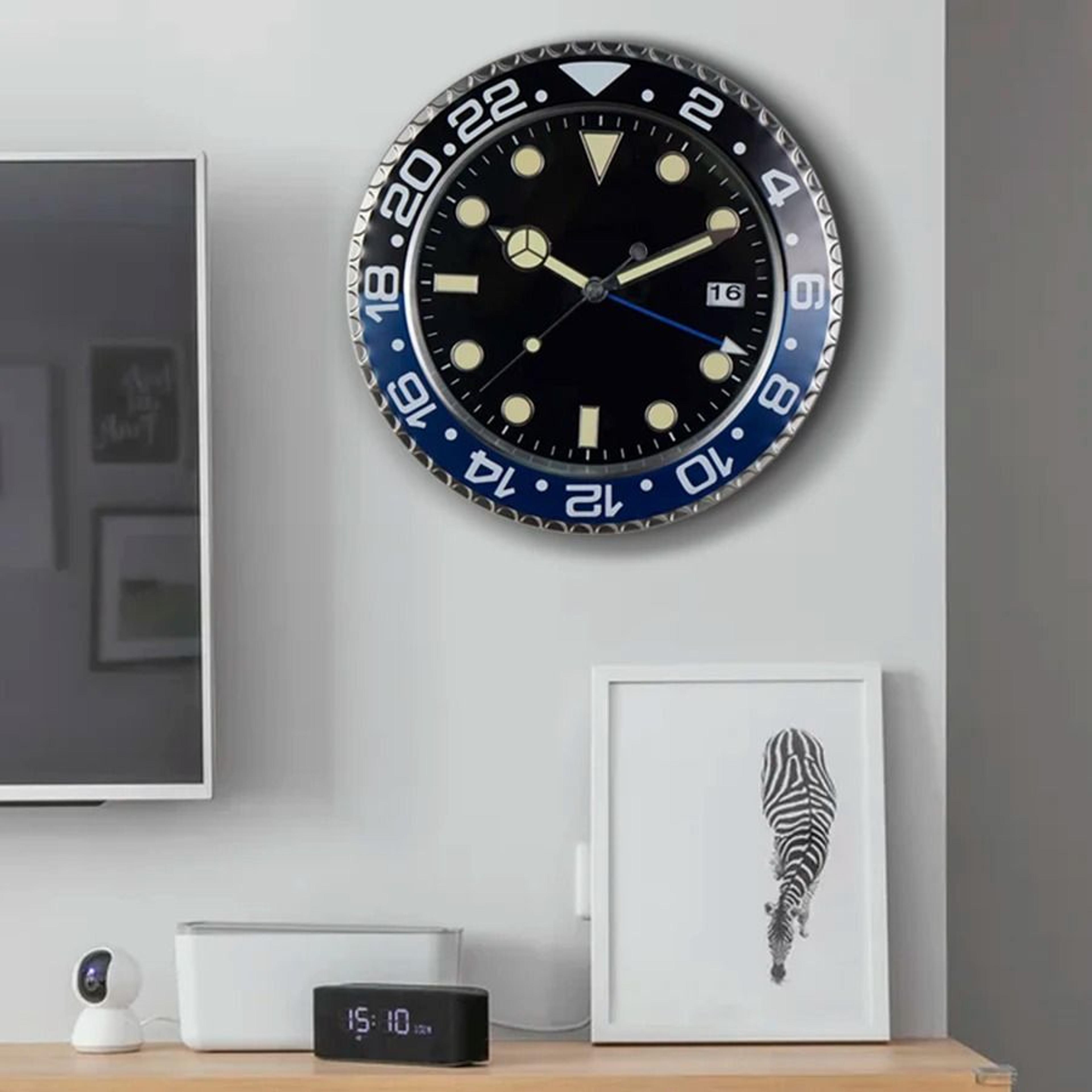 34cm luxury wall clock with luminous silent quartz design