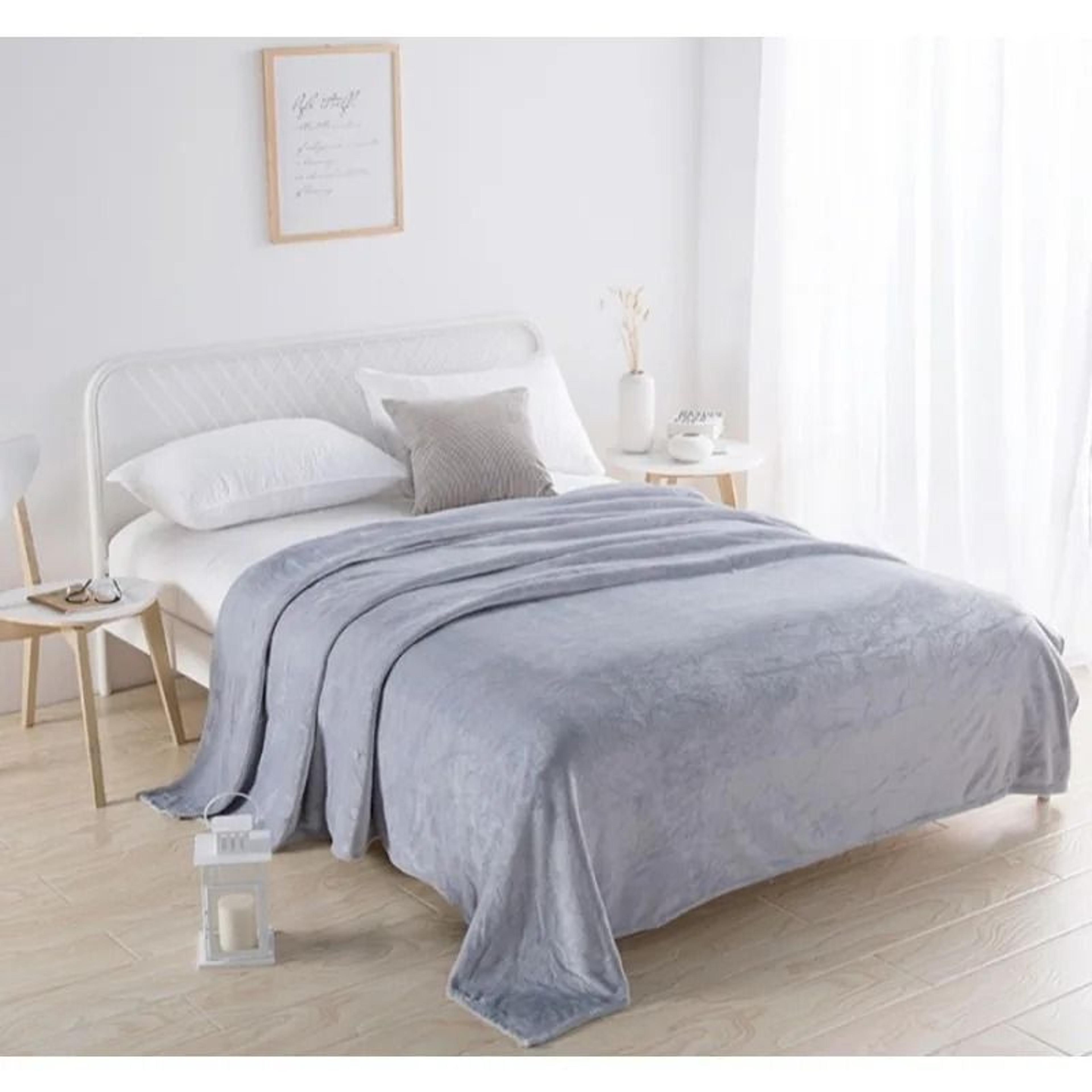 thick plush fleece blanket soft warm solid color throw