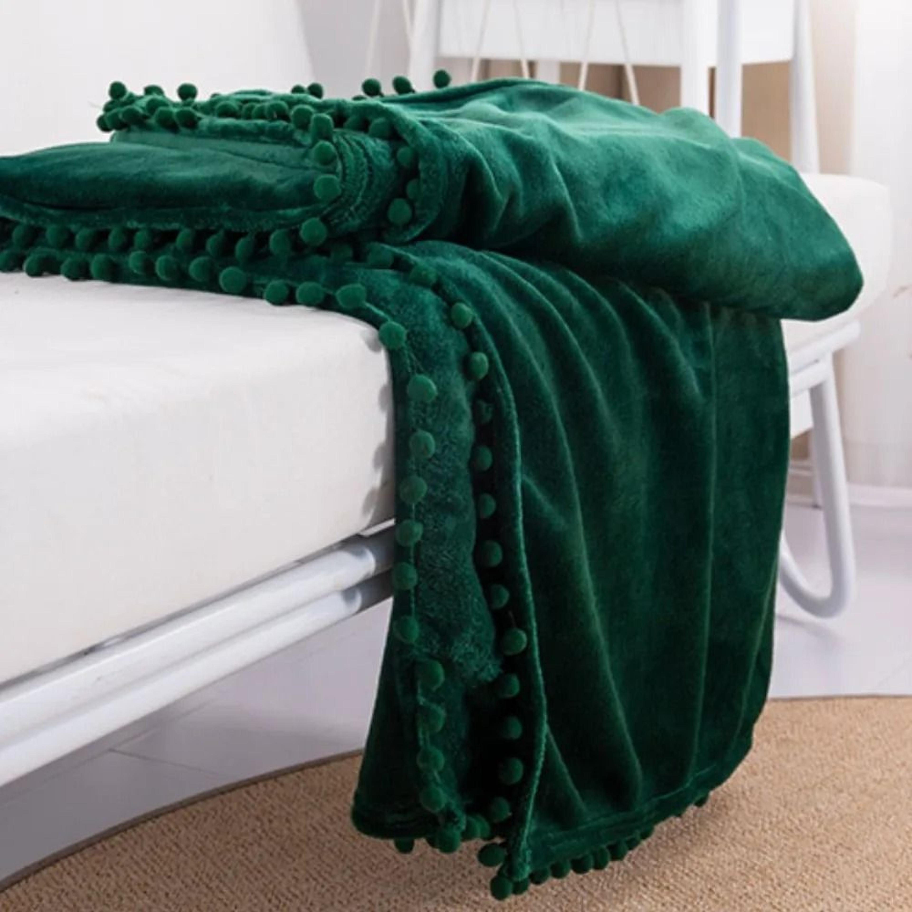 christmas green fleece throw blanket with pom fringe
