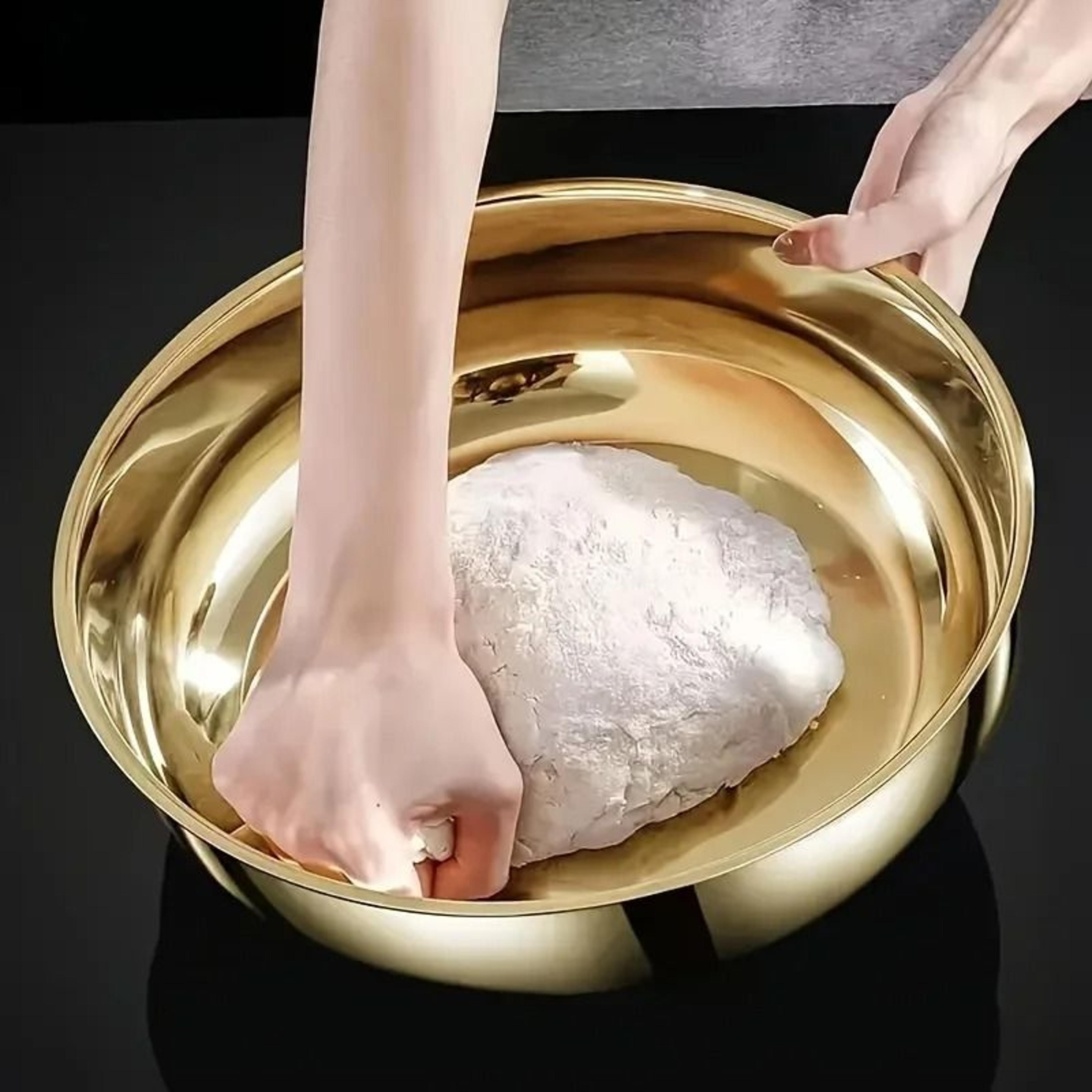 large capacity stainless steel mixing bowl for dough, salad and food prep
