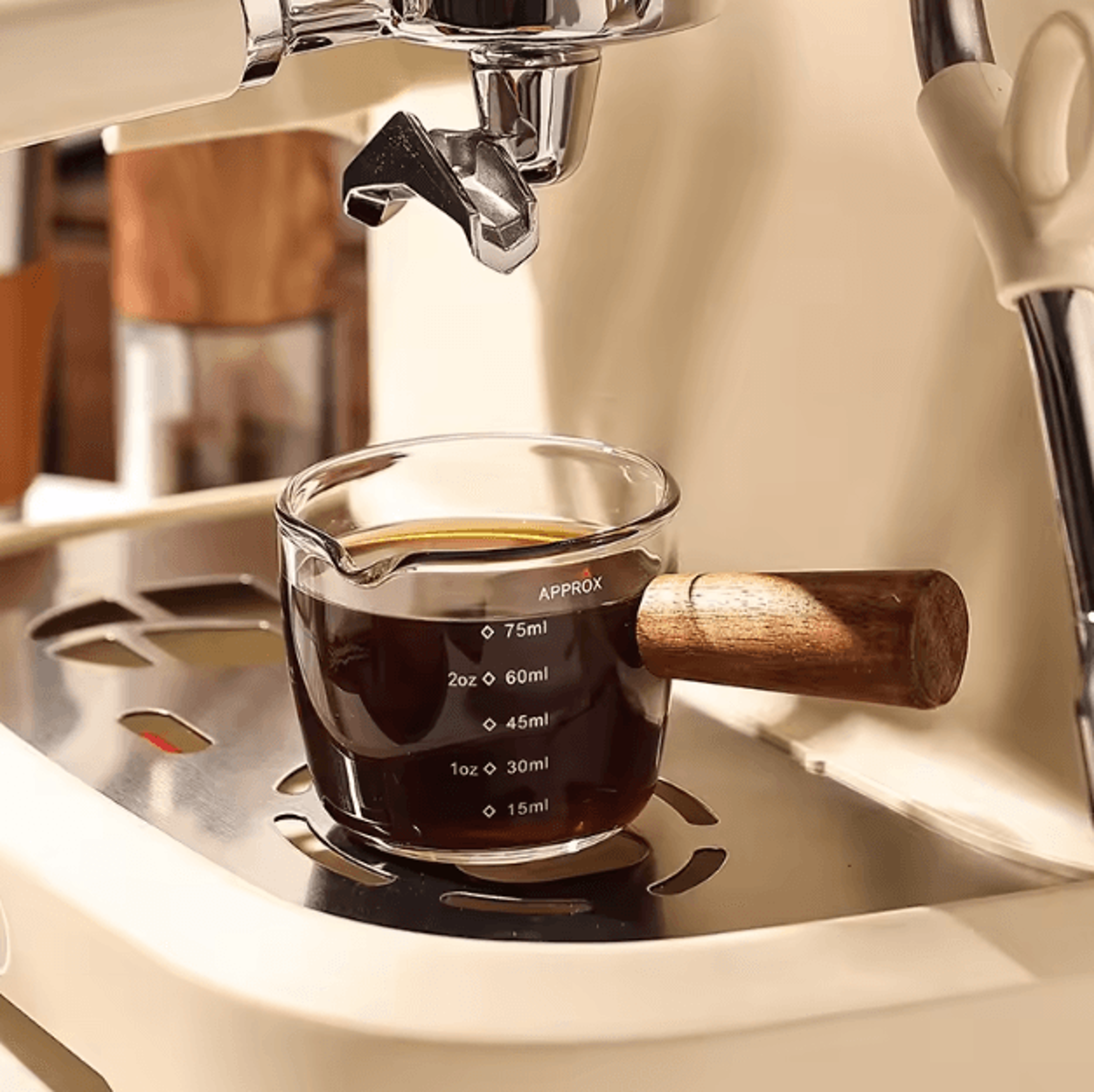 glass espresso measuring cup with wooden handle – double spout milk & coffee pouring cup